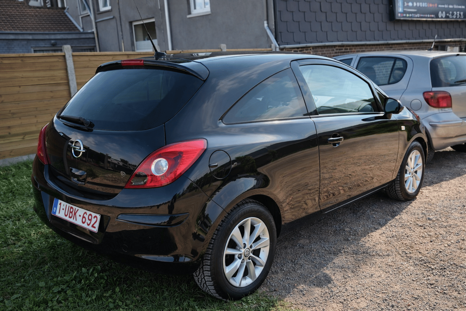 Opel Corsa 1,3 Diesel met GPS