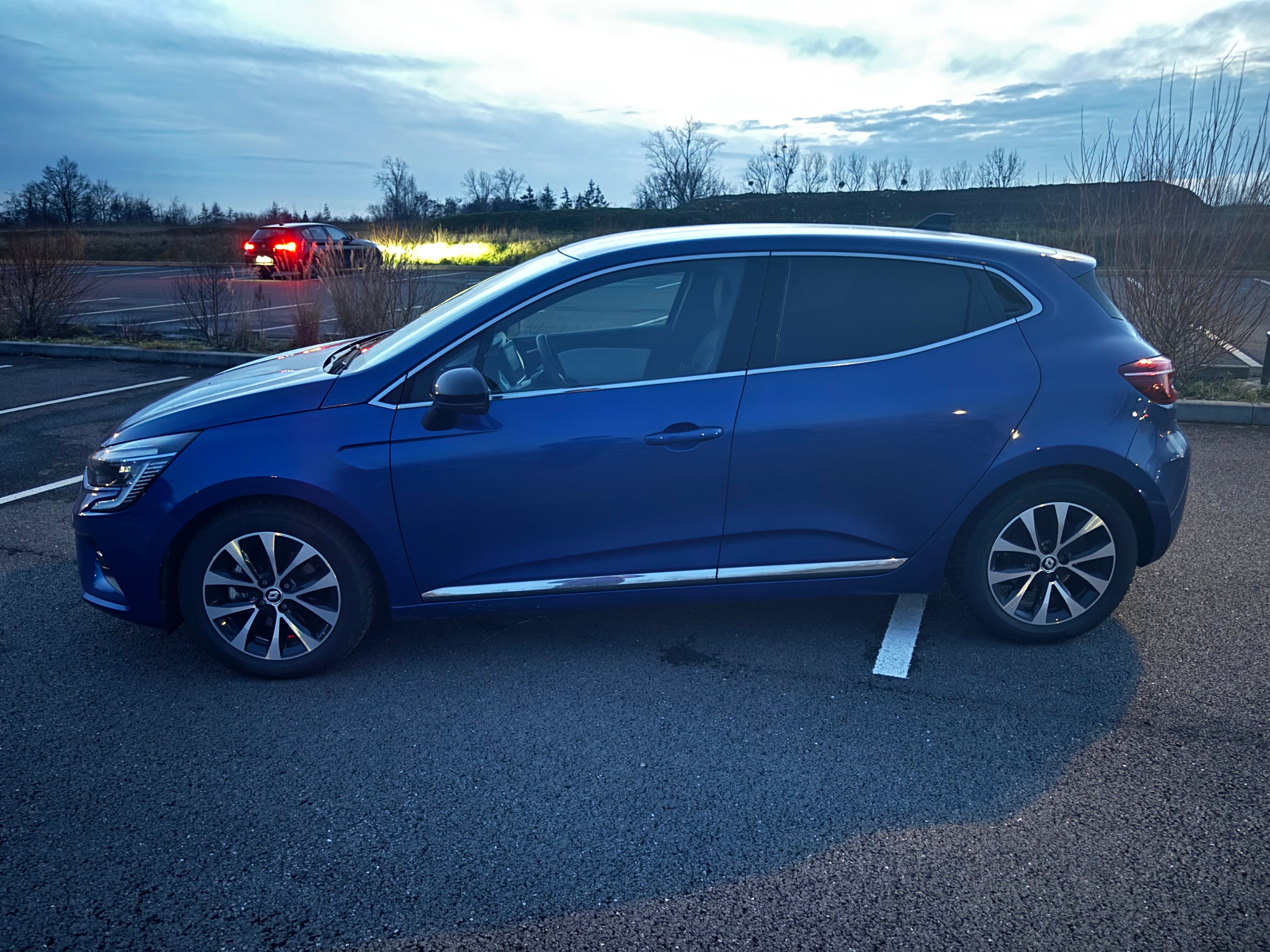 Renault Clio E-tech avec Climatisation