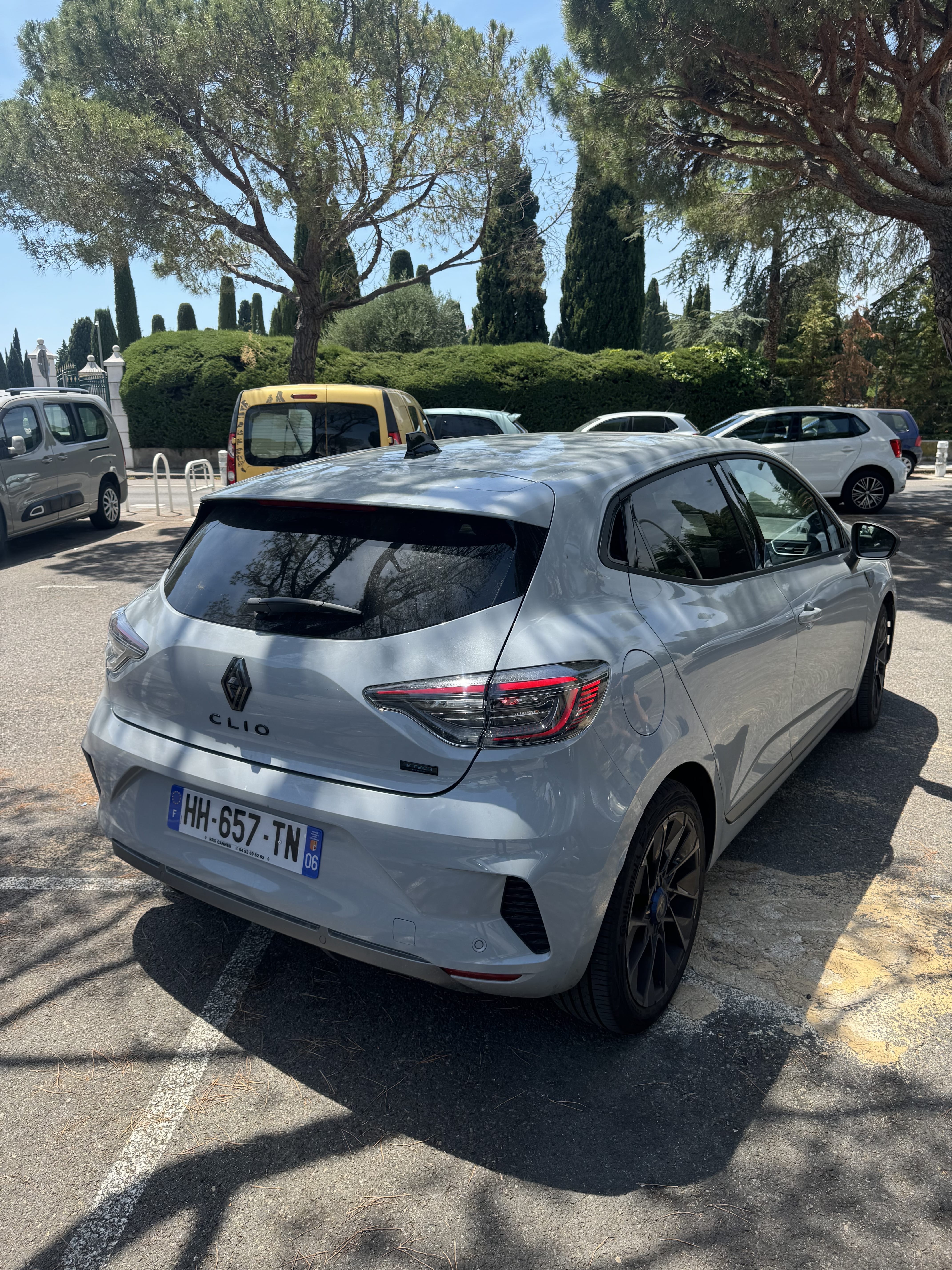 Renault Clio E-tech avec Climatisation
