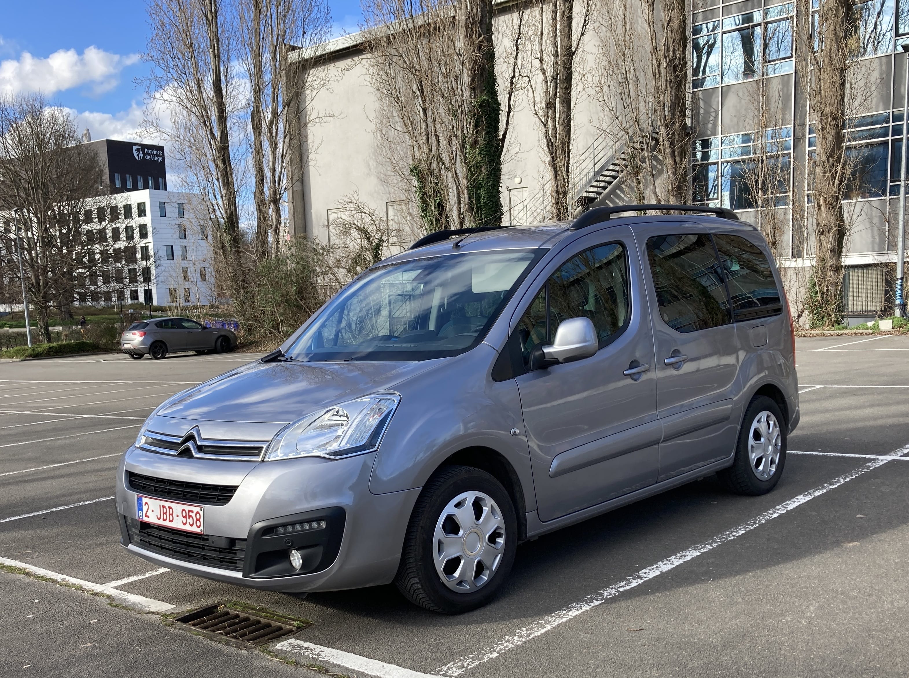 Citroen Berlingo Multispace AVEC CARTE RIVERAIN, 2017, Euro 95 (E10)
