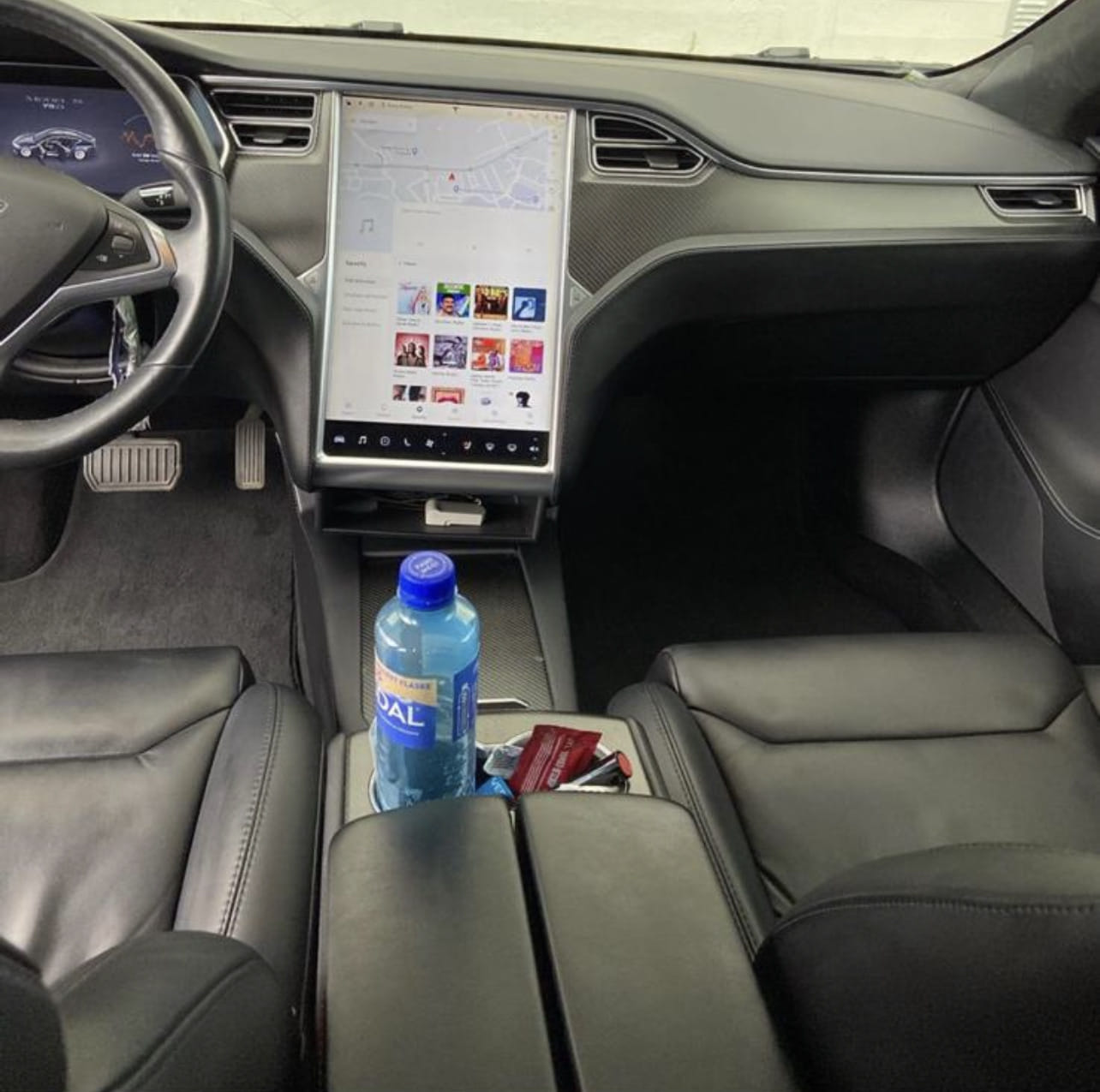 Tesla Model S 75D med Cruisekontroll