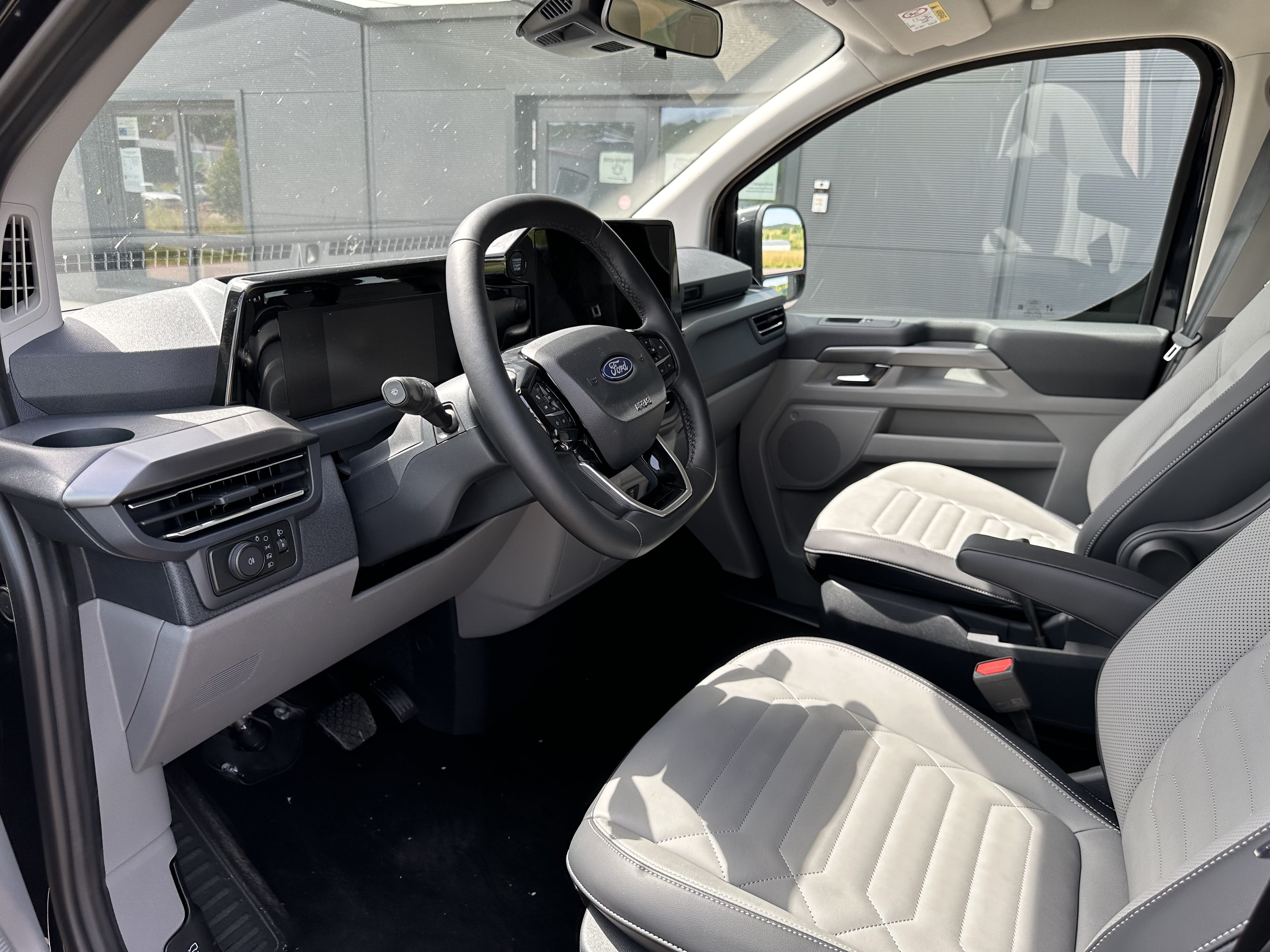 Ford Tourneo Custom Titanium 2.0 L2 NEUES MODELL 2024 mit Tempomat