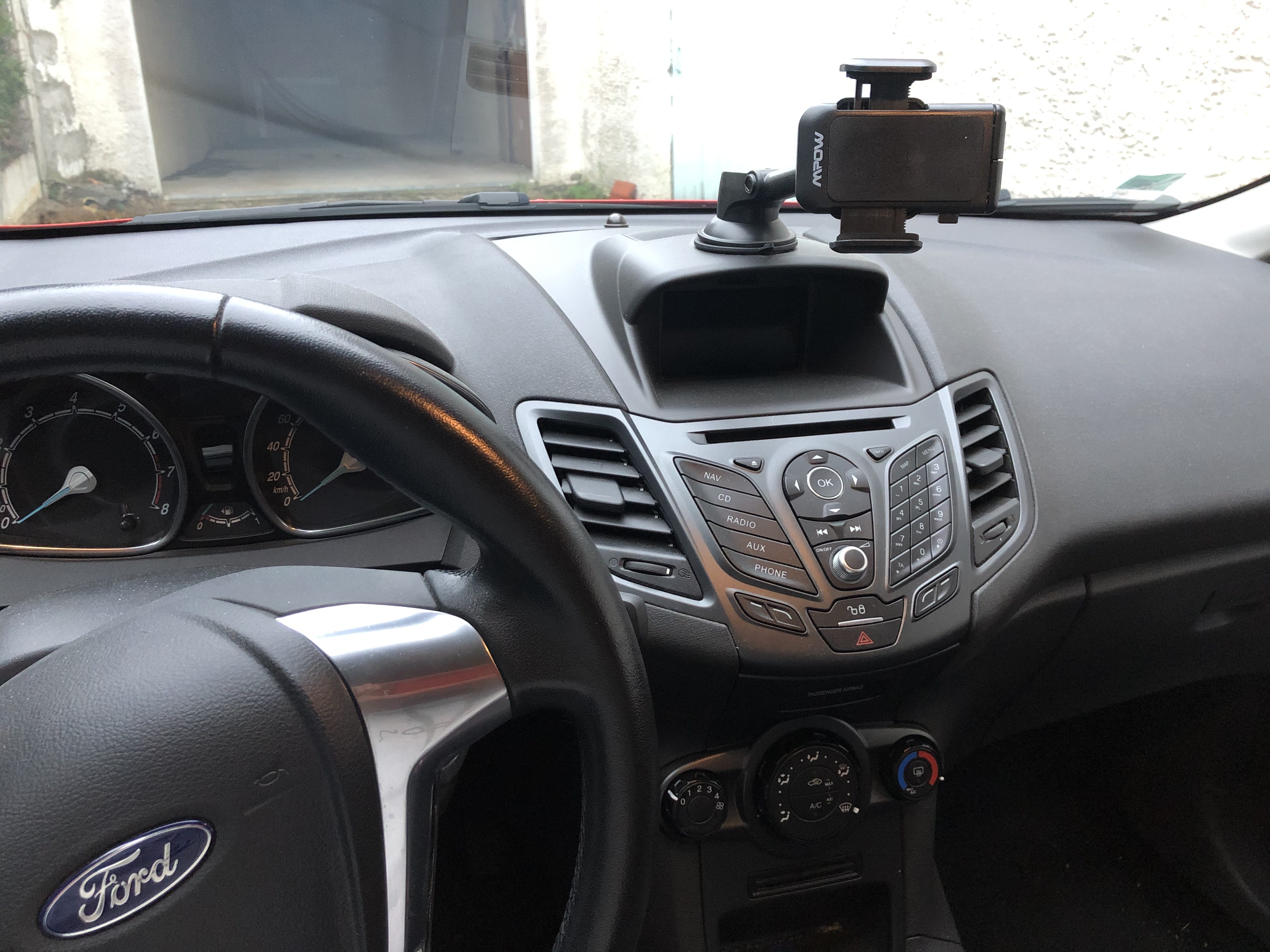 Ford Fiesta avec GPS