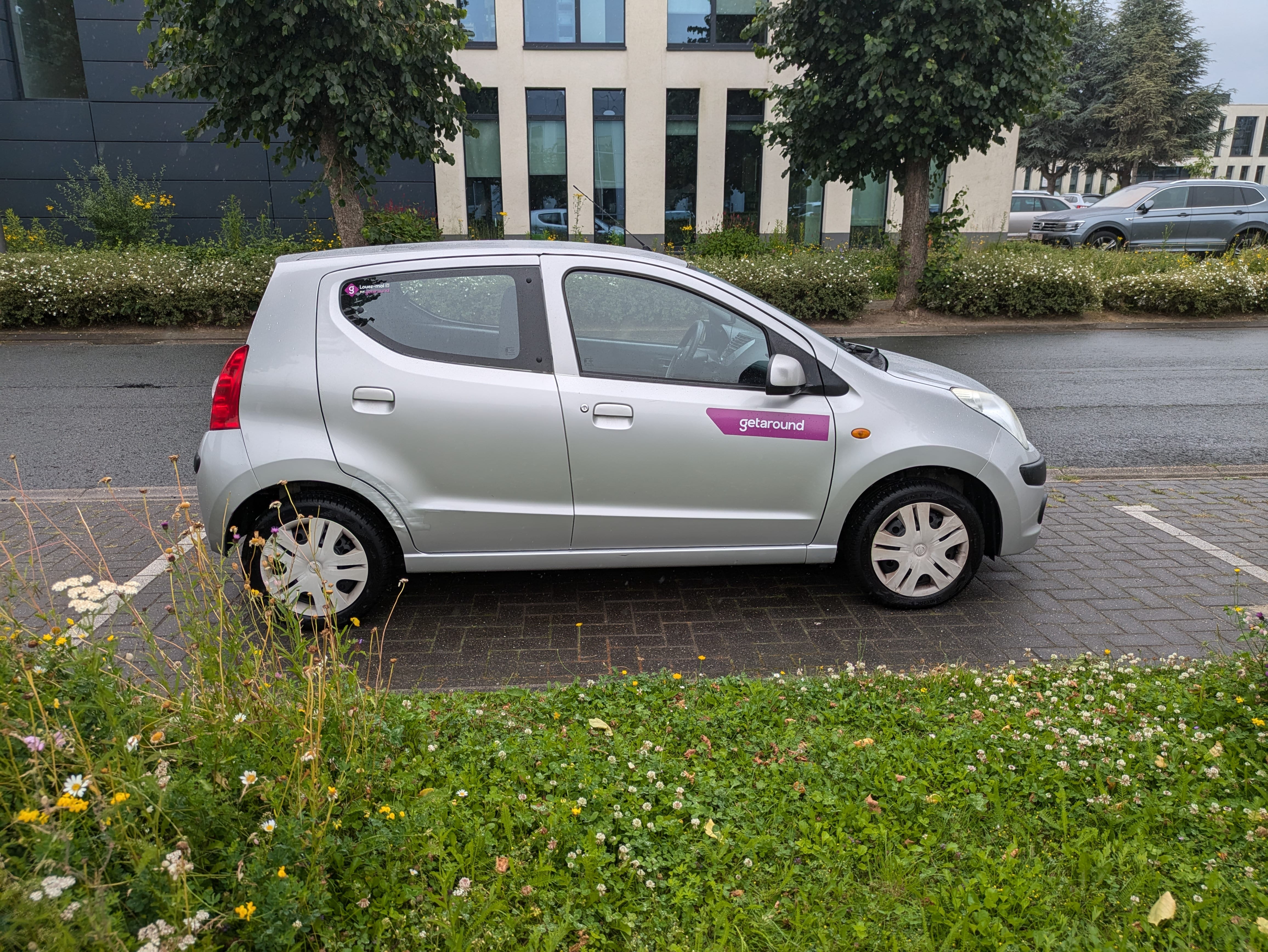 Nissan Pixo