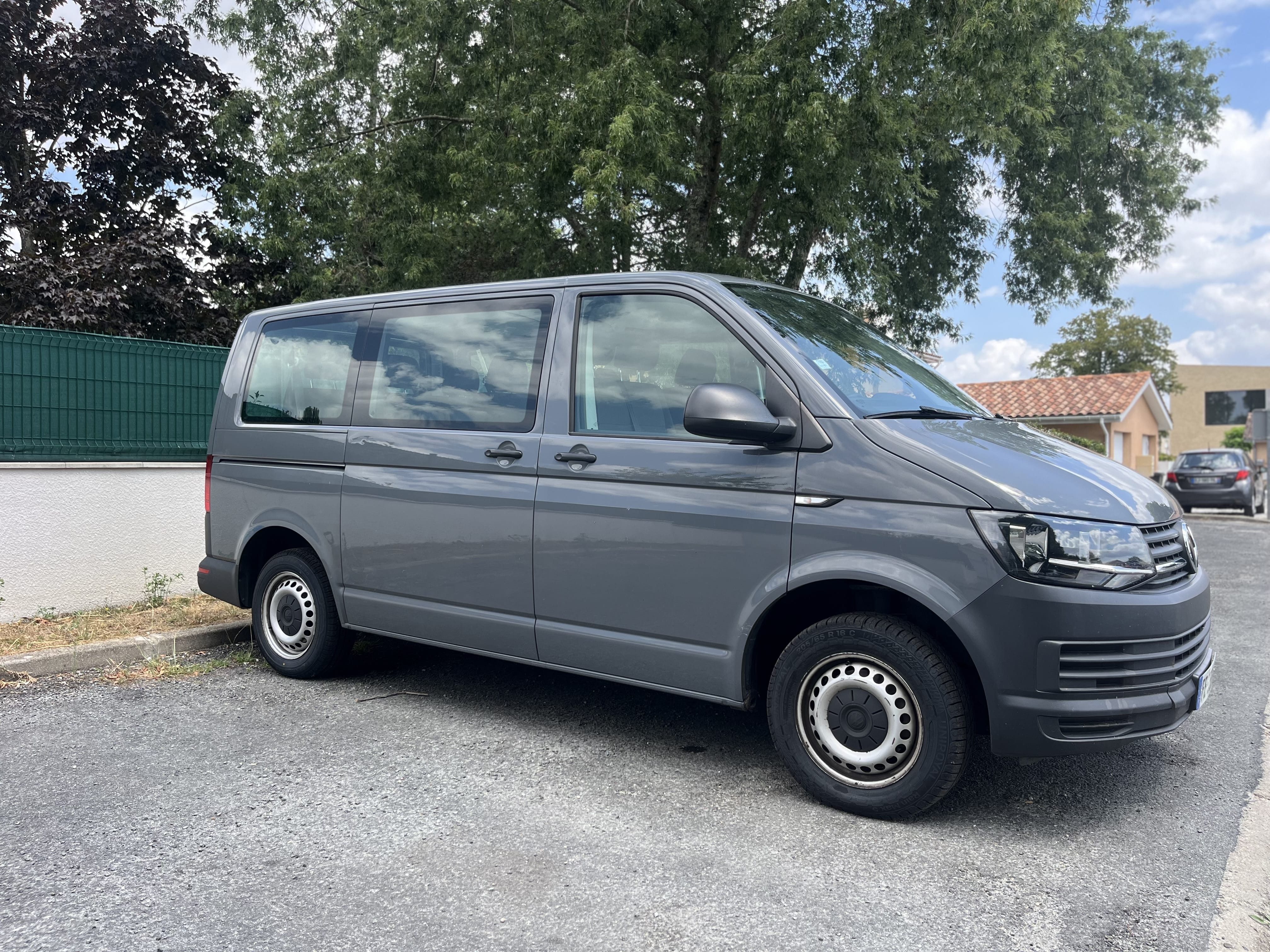 Volkswagen Transporter Combi avec Climatisation