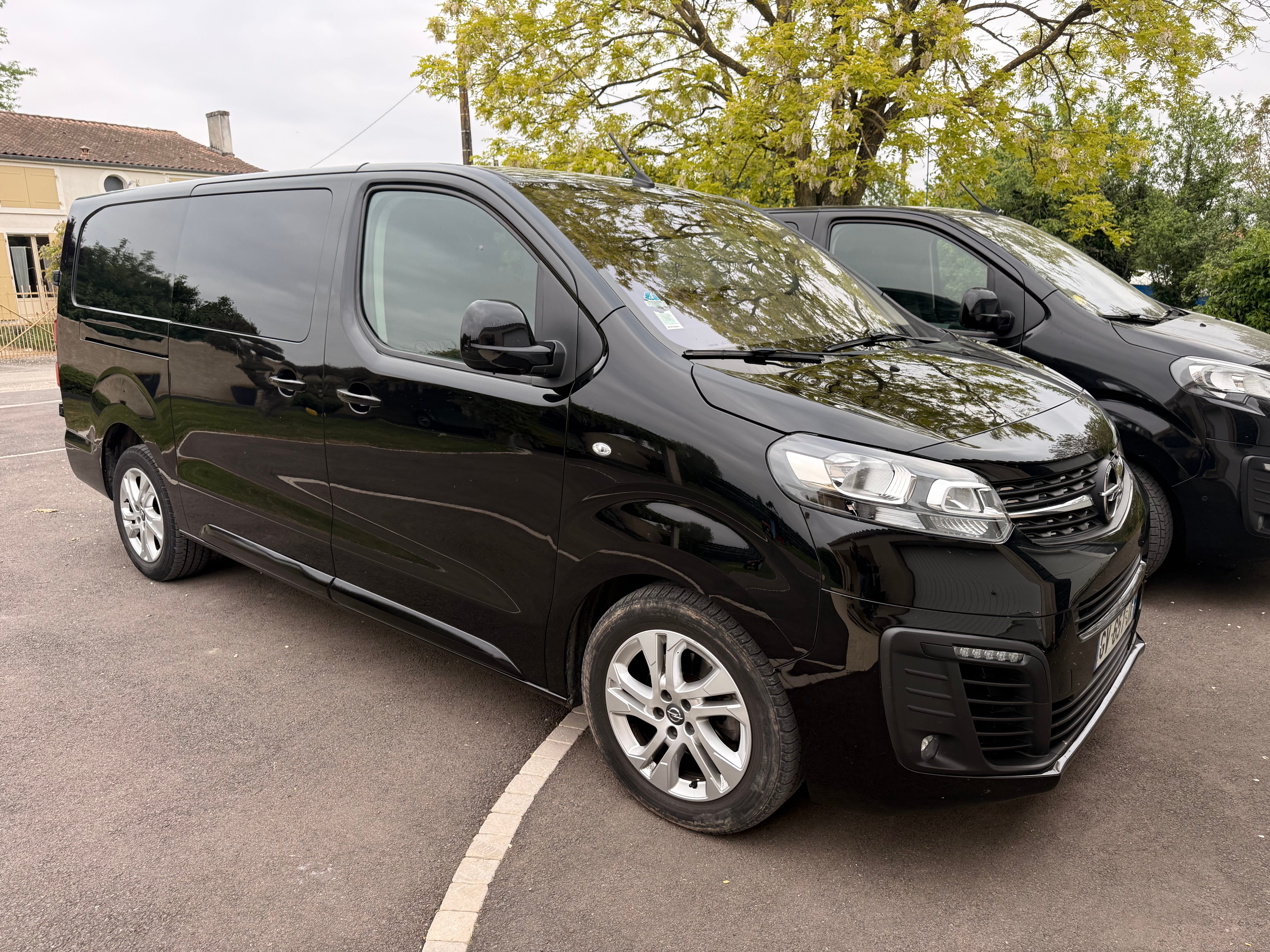 Opel Vivaro avec Climatisation