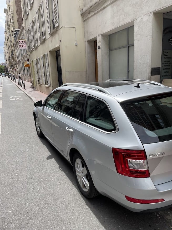 Skoda Octavia Combi avec GPS