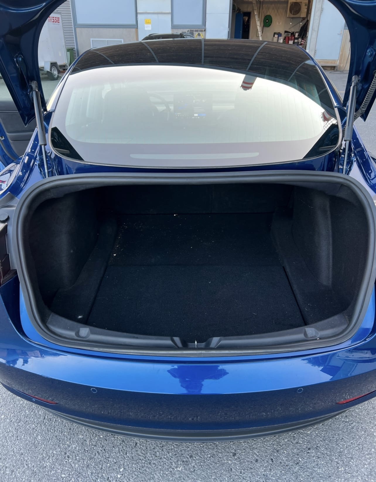 Tesla Model 3 Long Range met GPS