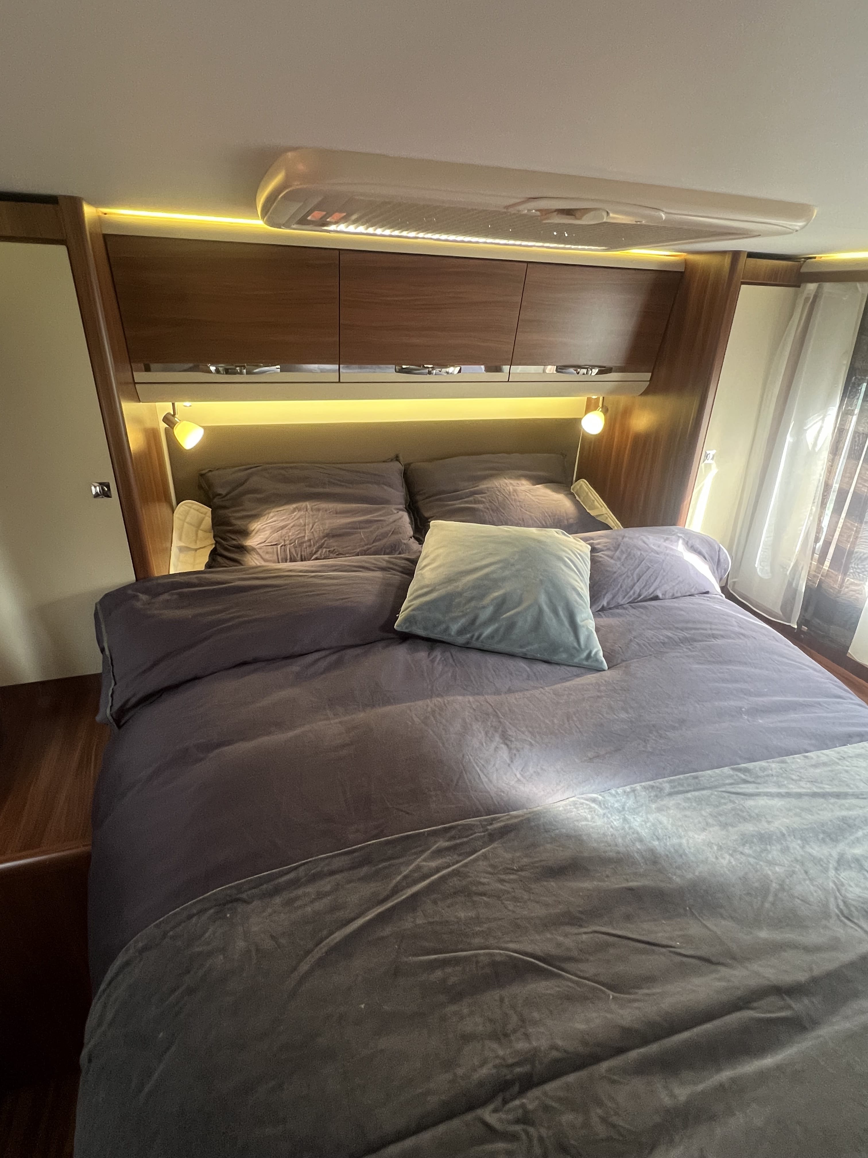 Adria Matrix 670SBC med Sykkelstativ