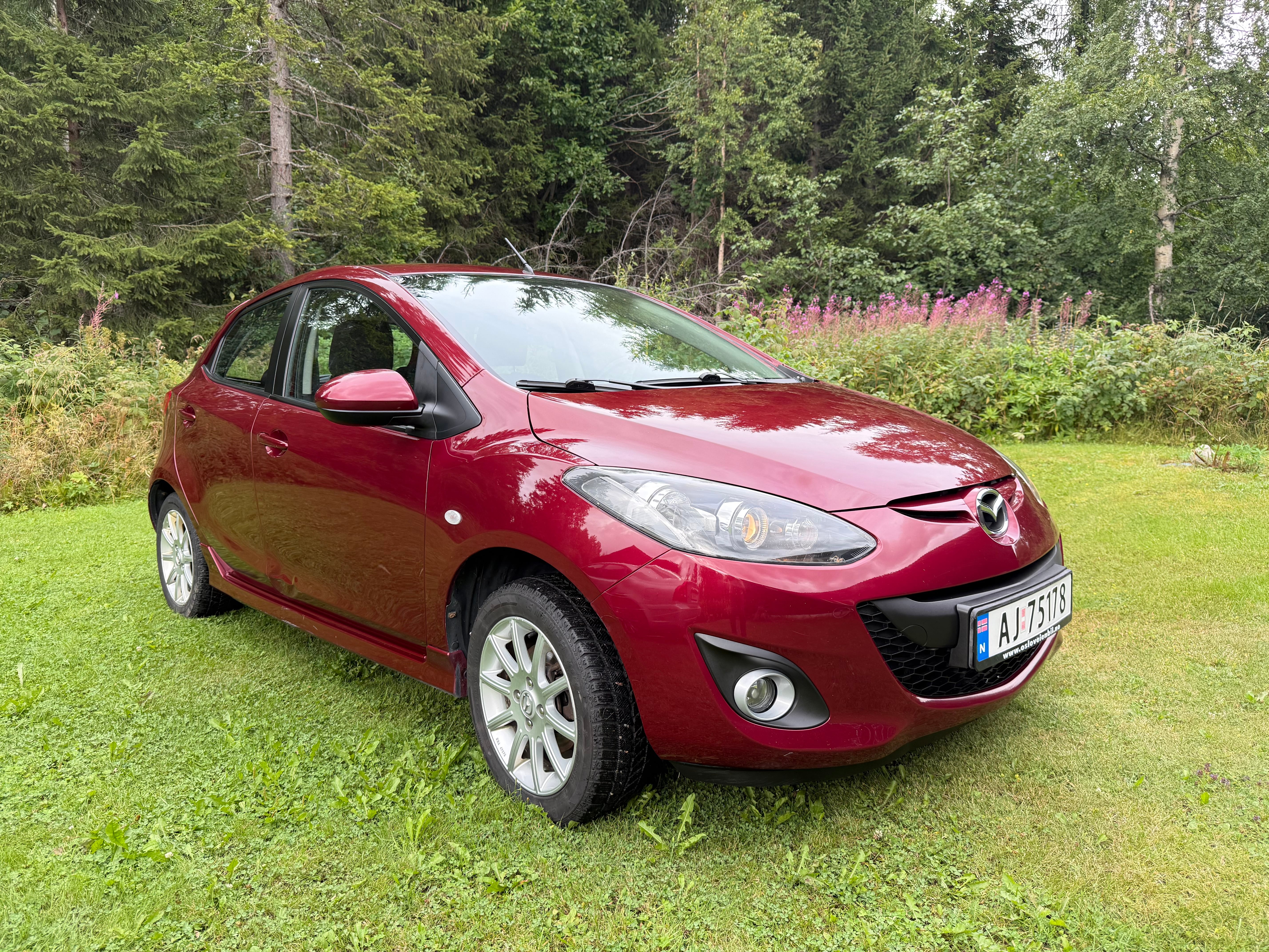 Mazda 2 med USB ladeuttak