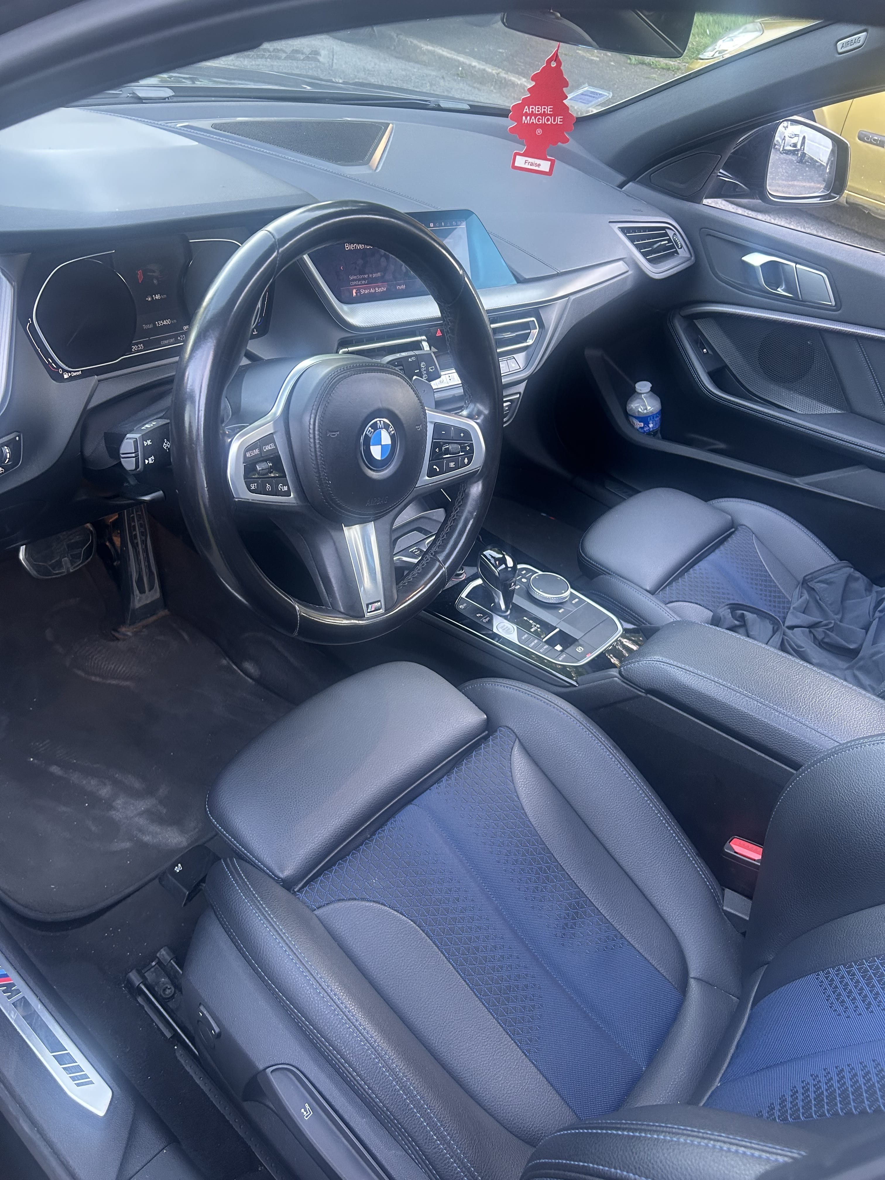 BMW Série 1 avec Port USB