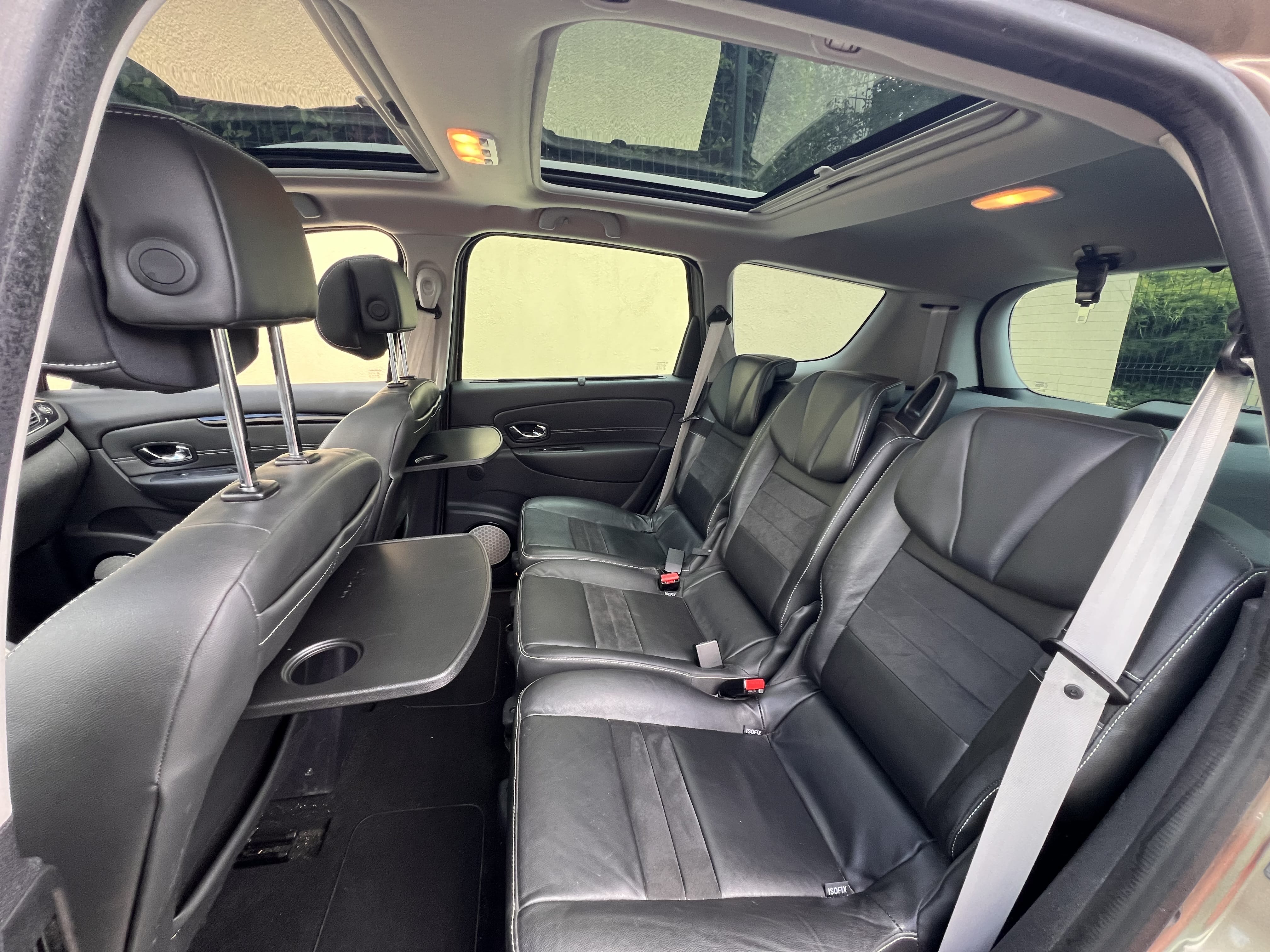 Renault Grand Scenic 1.2 TCE 130 BOSE EDITION 7PL - Essence - Boîte manuelle avec Autoradio