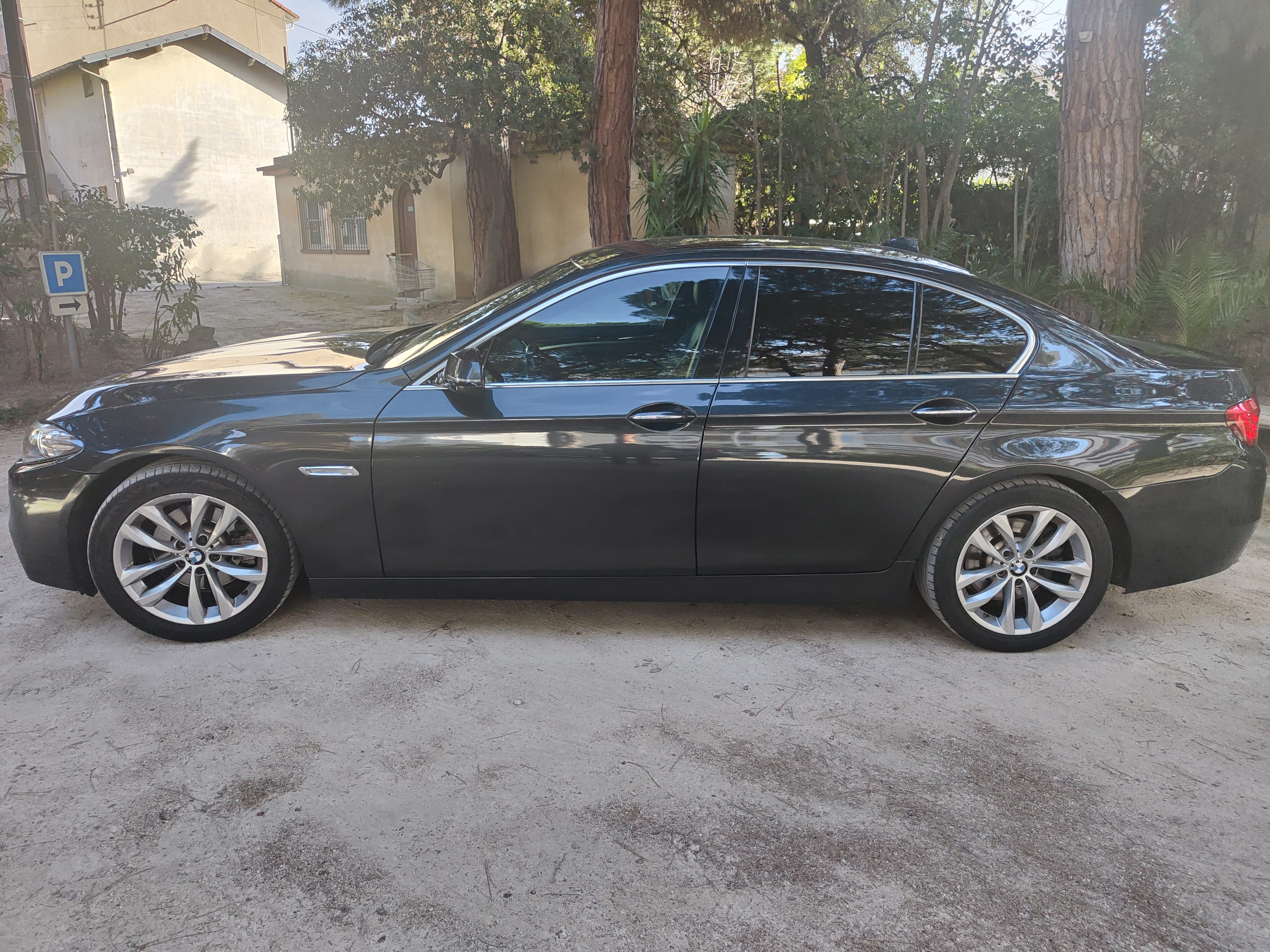BMW Série 5 EF576WH avec Climatisation