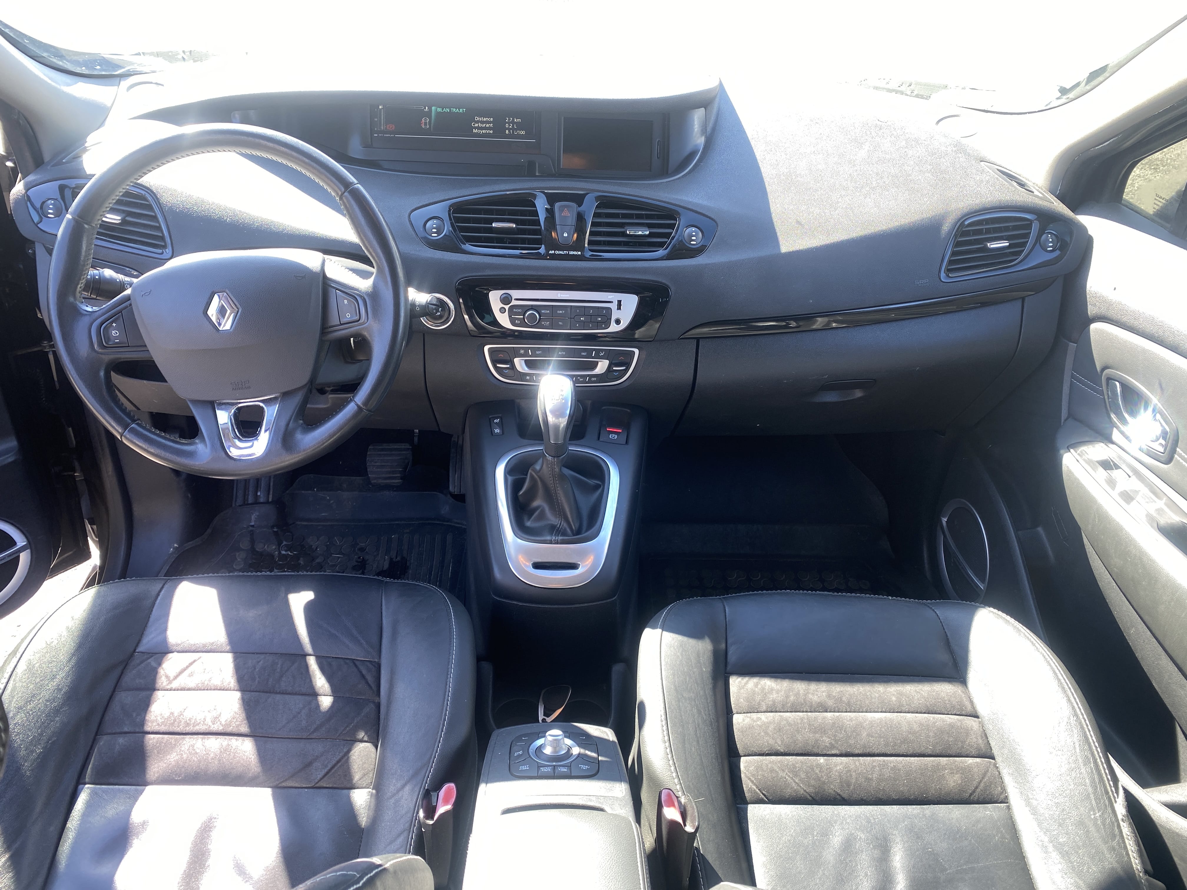 Renault Grand Scenic 1.5 DCI 110 CH AUTO avec Régulateur de vitesse