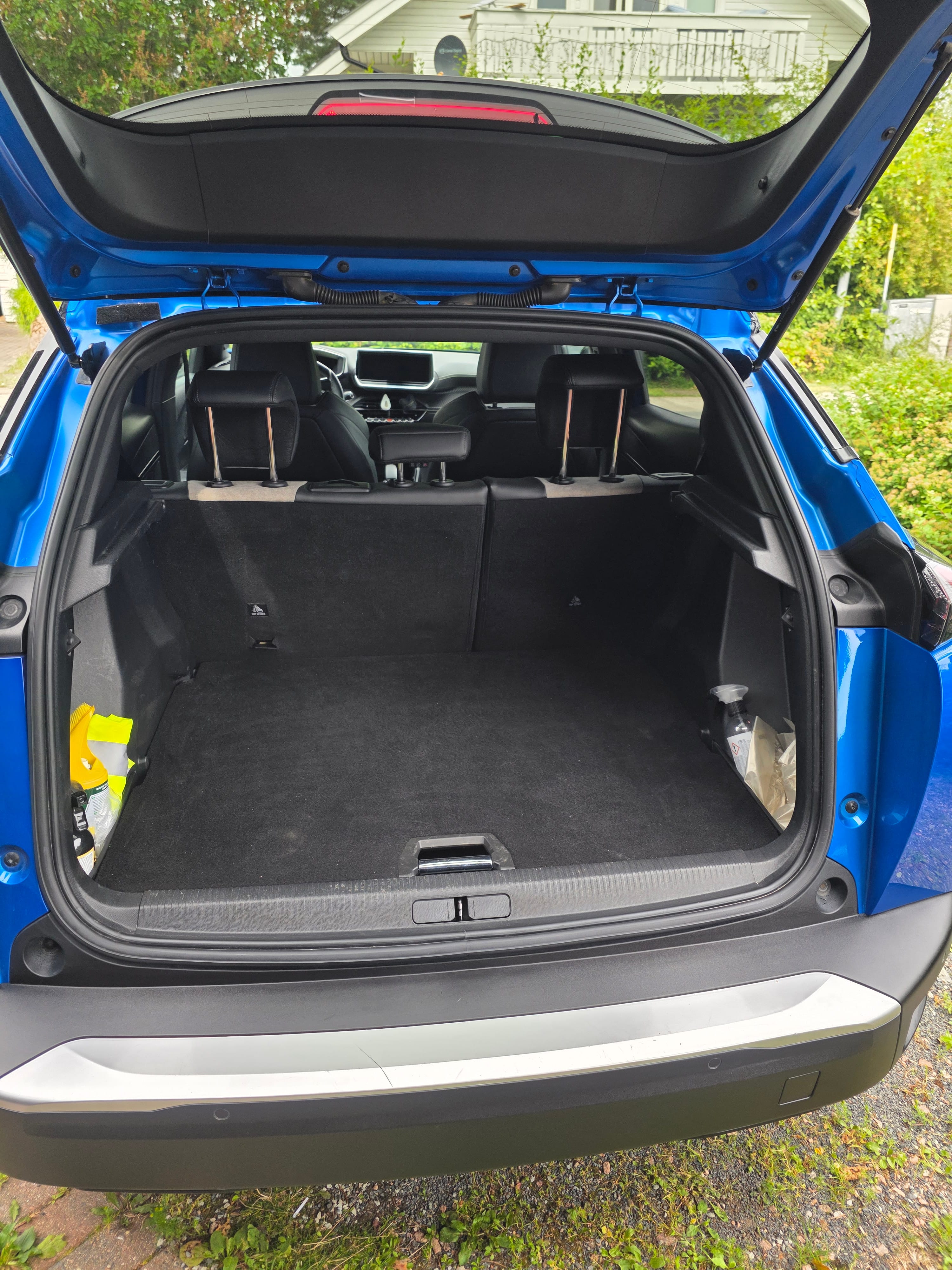 Peugeot e-2008 med Bluetooth audio