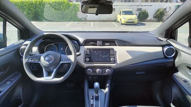 Nissan Micra con Aire acondicionado