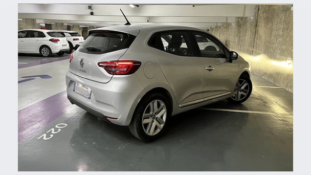 Renault Clio mit Navigationsgerät
