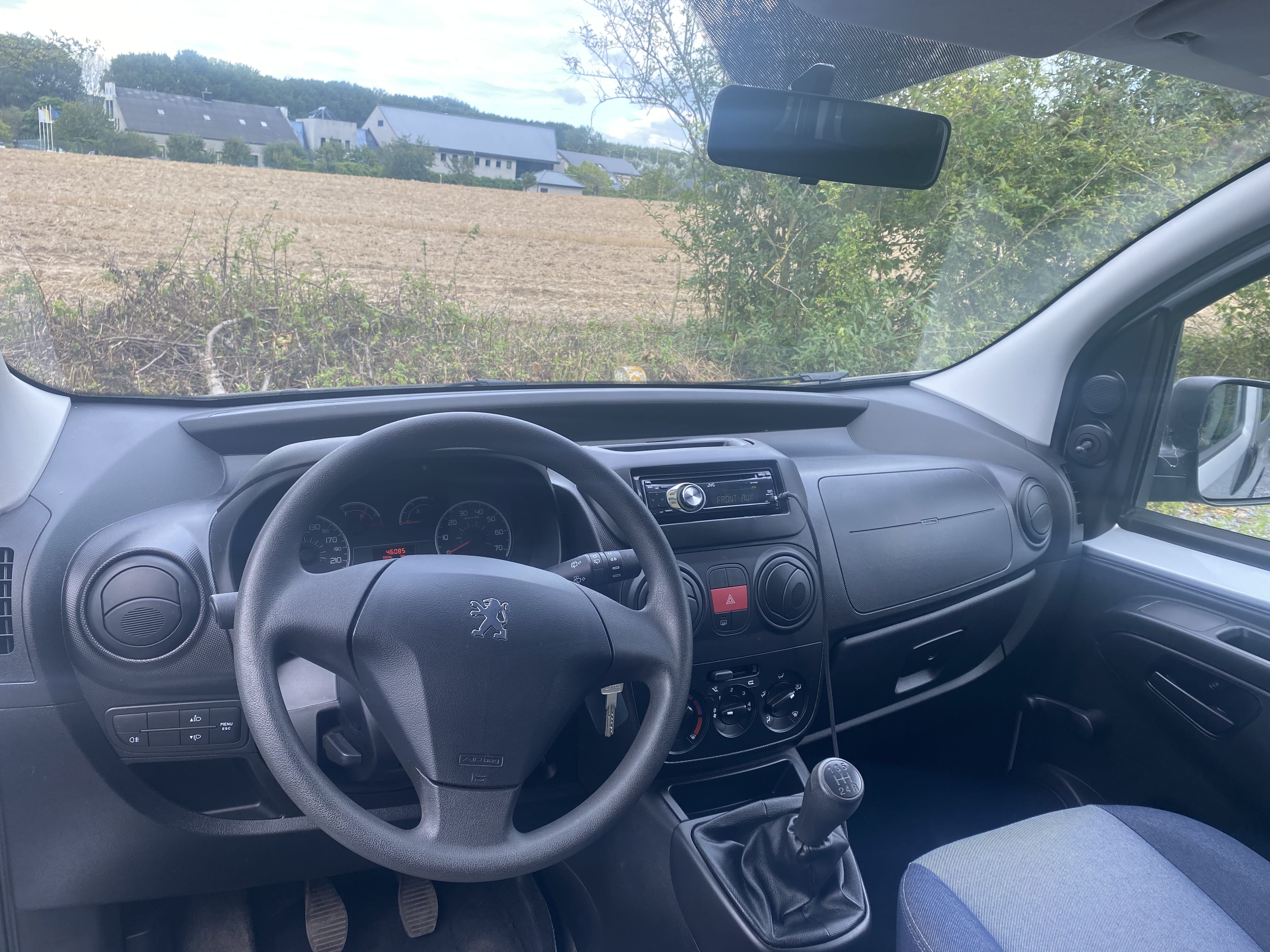 Peugeot Bipper Tepee (Utility) + Equipements+ Place de Parking