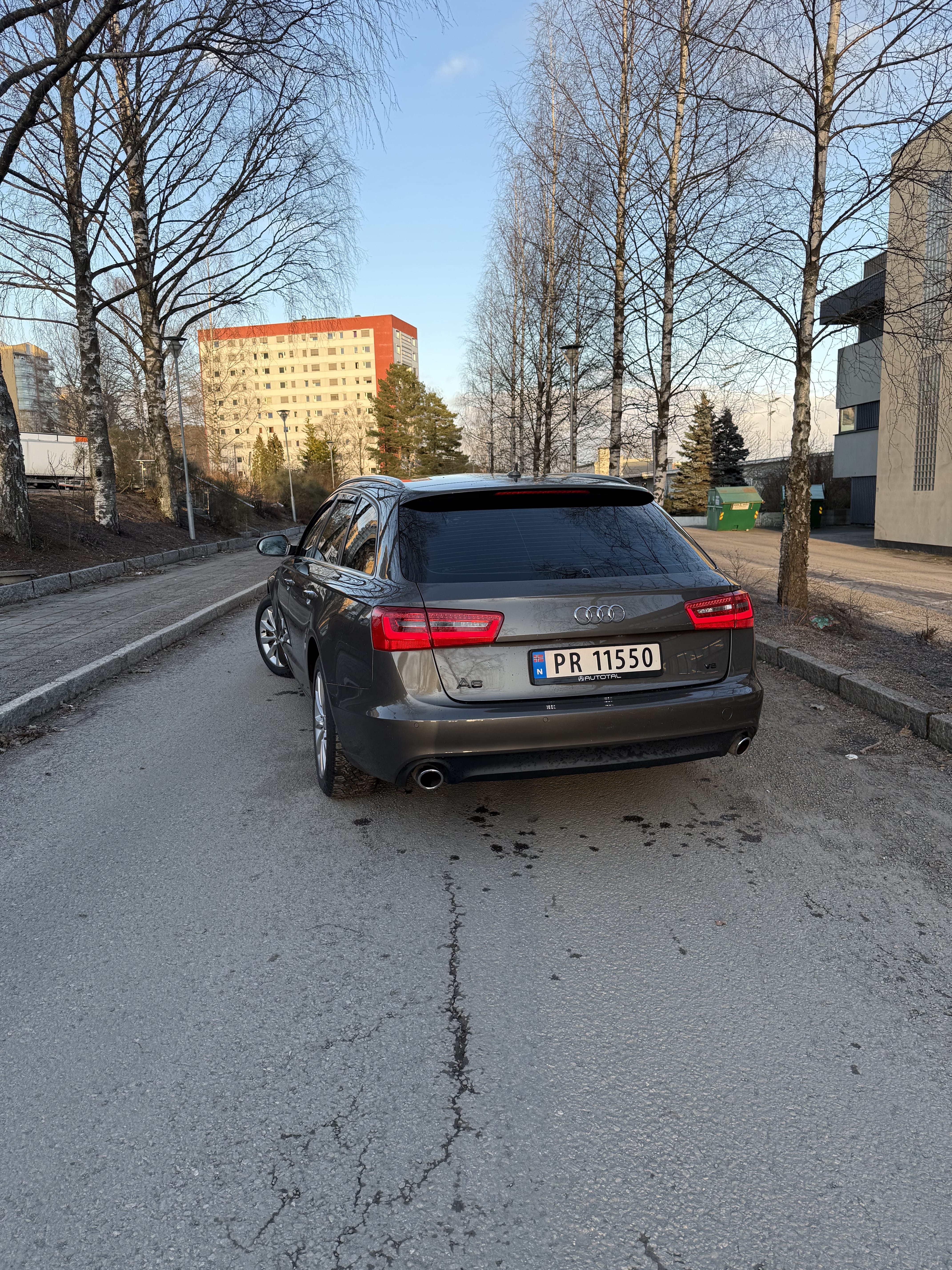 Audi A6 Allroad Quattro with Air conditioning