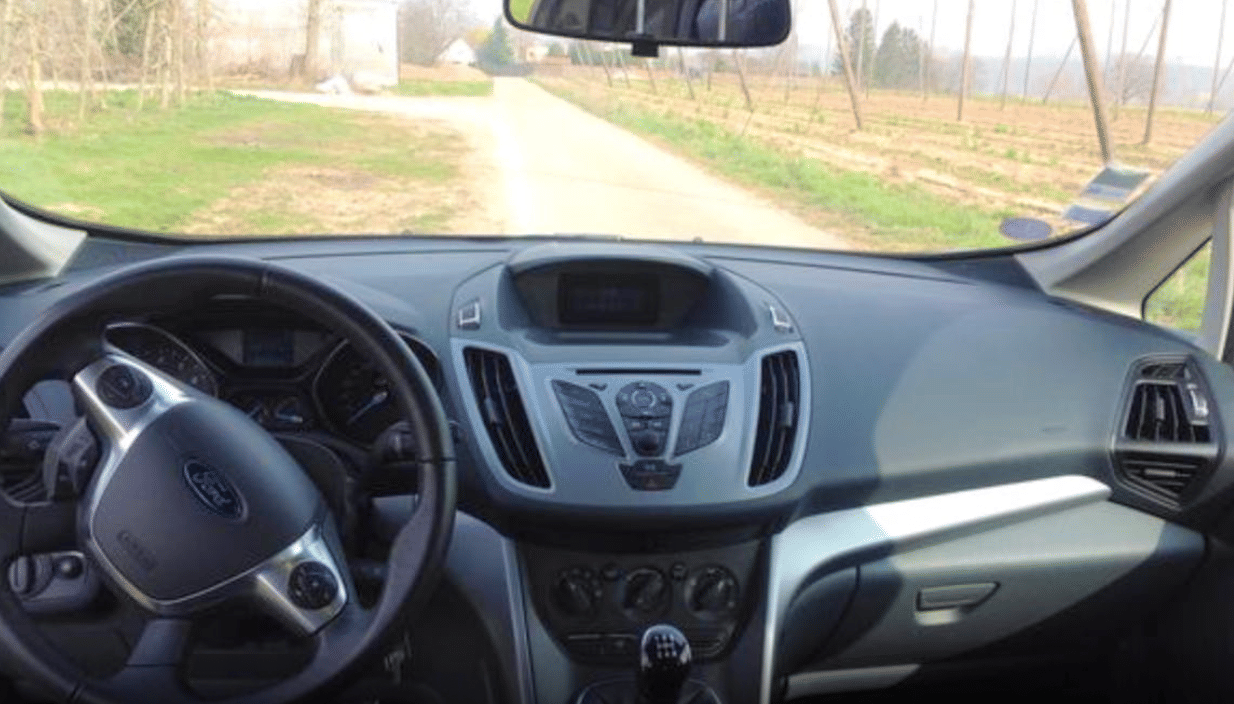 Ford Grand C-Max avec Régulateur de vitesse