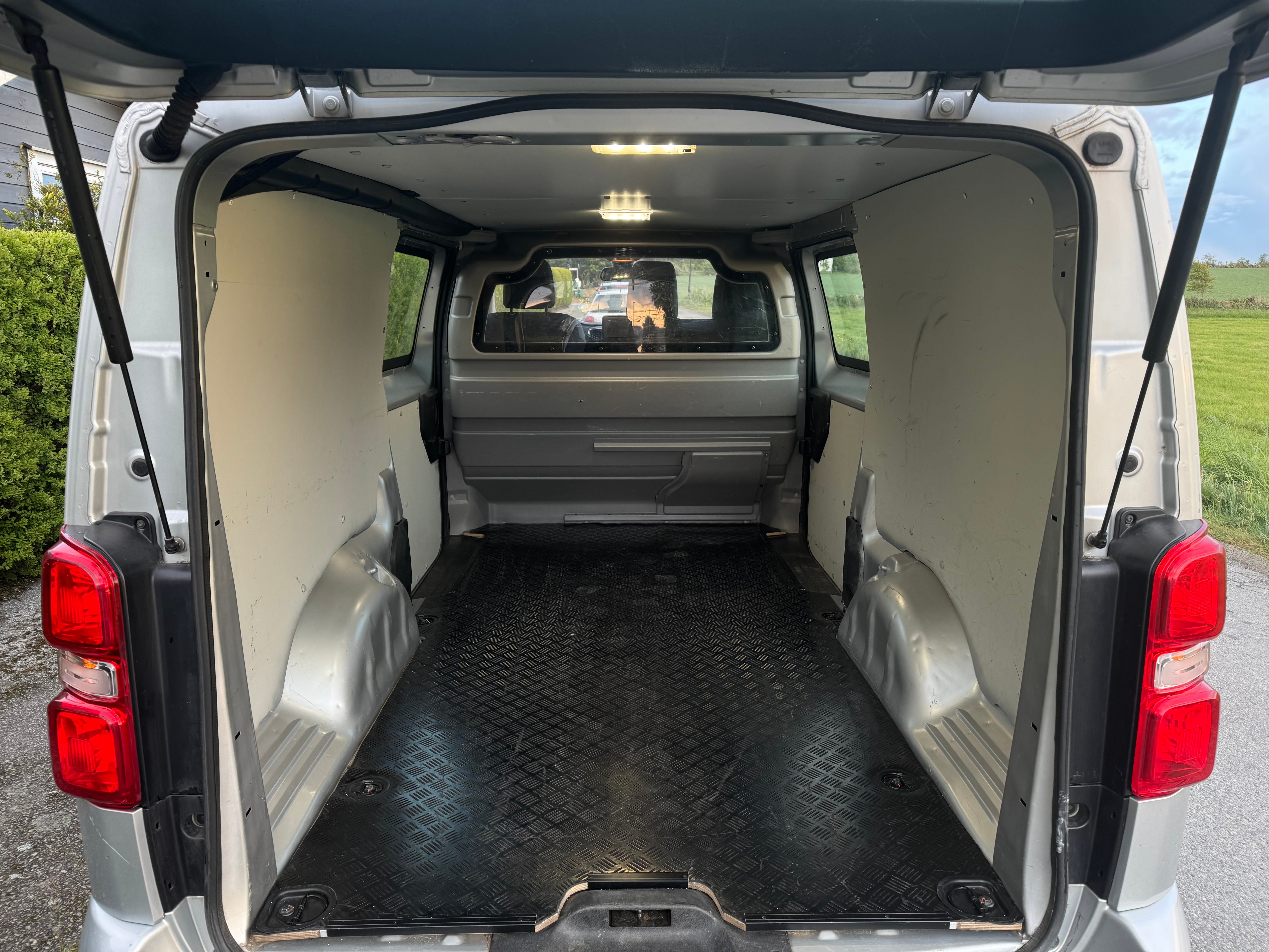 Toyota Proace Varebil 2.0 177Hk Automat med Cruisekontroll