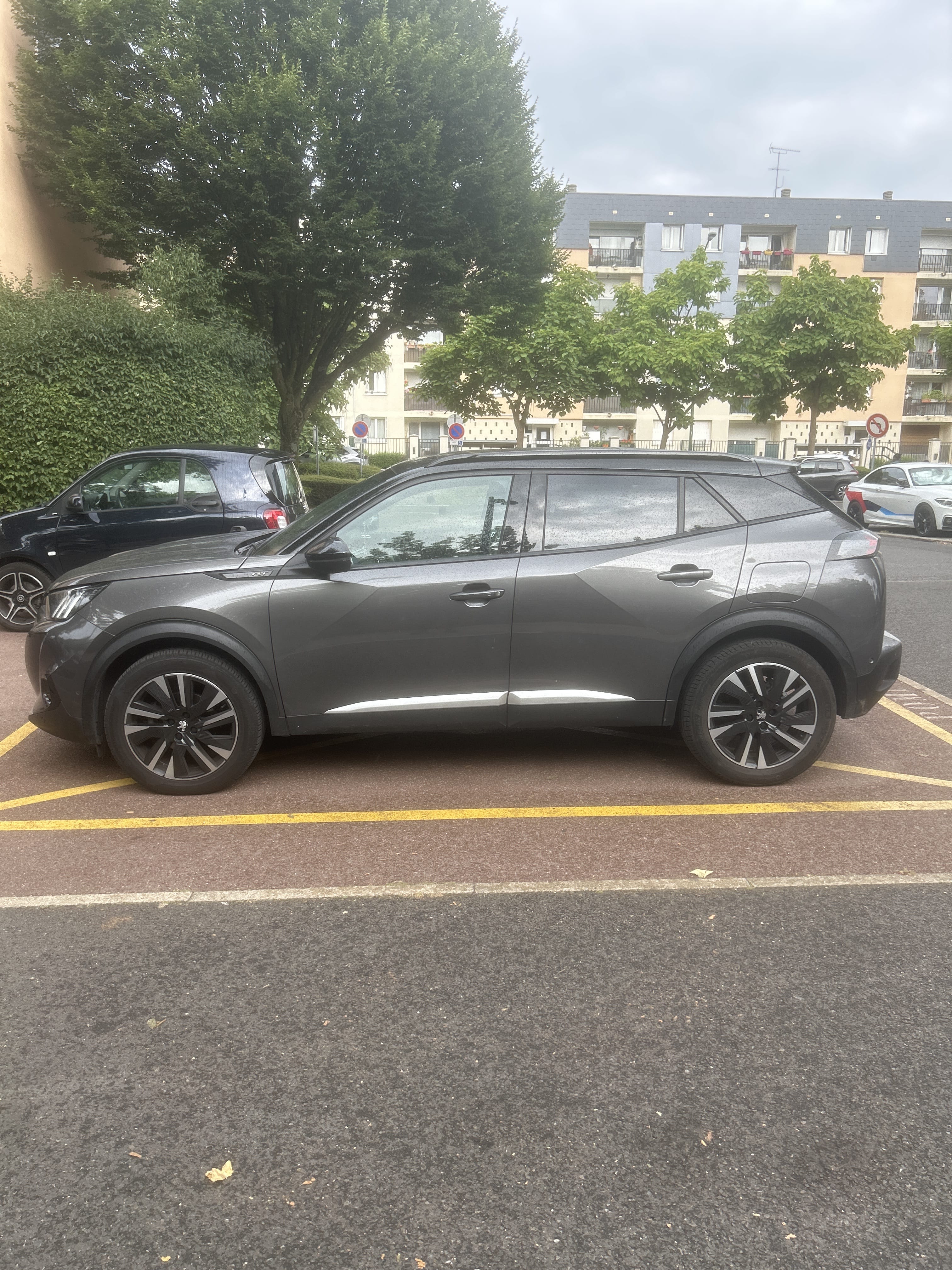 Peugeot 2008 avec Climatisation