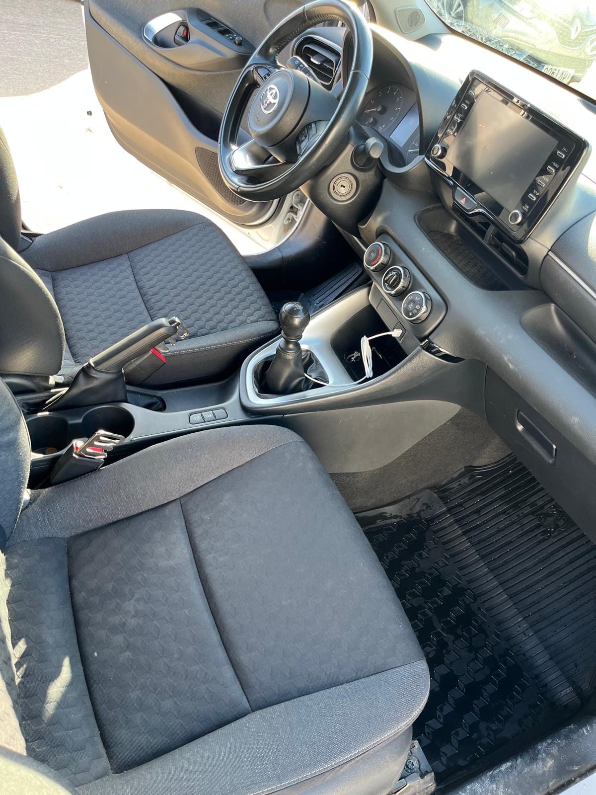 Toyota Yaris 5-Door L