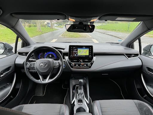 Toyota Corolla Break Hybride avec Régulateur de vitesse