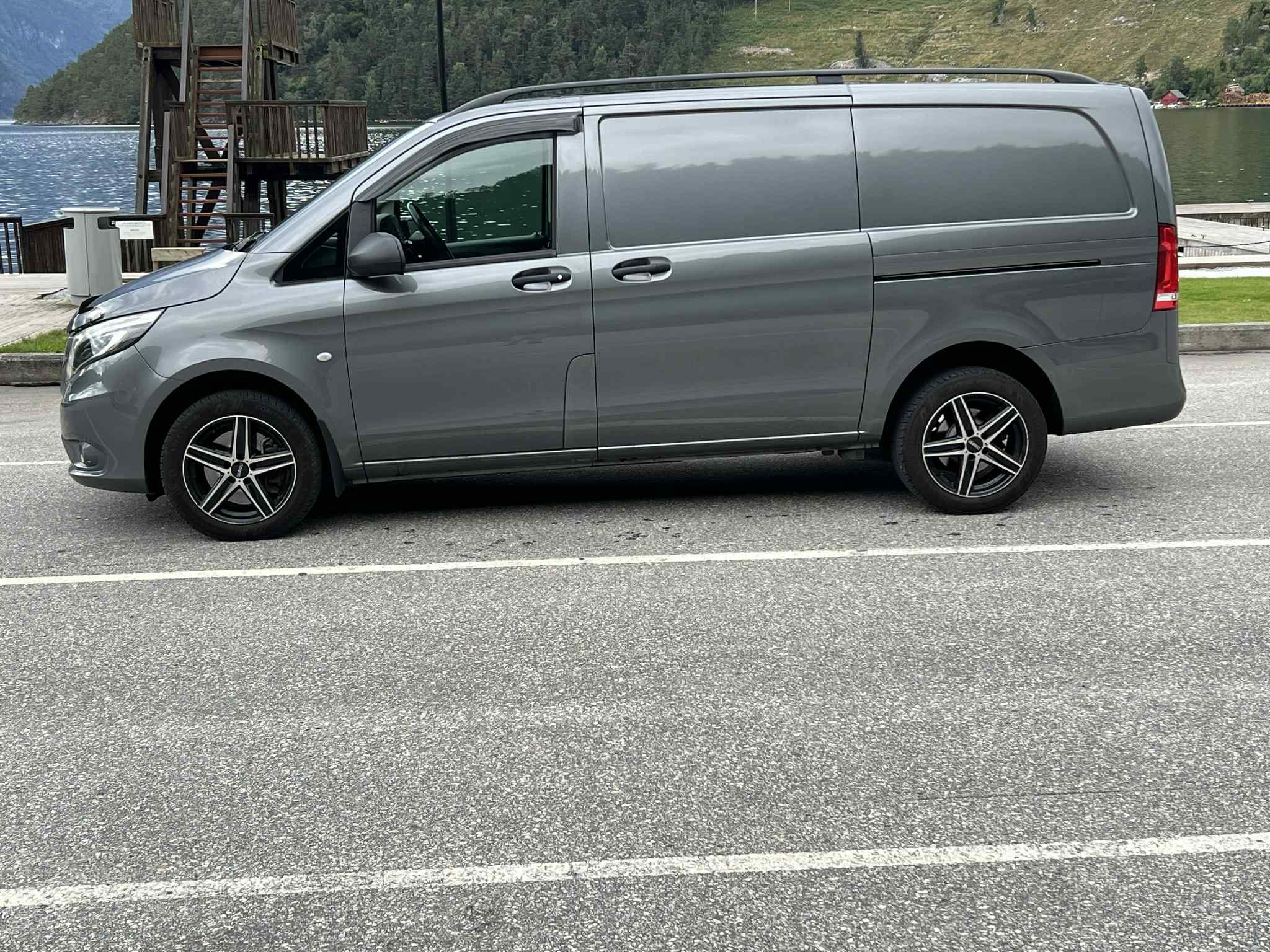 Mercedes-Benz Vito 4MATIC Varebil med Aircondition