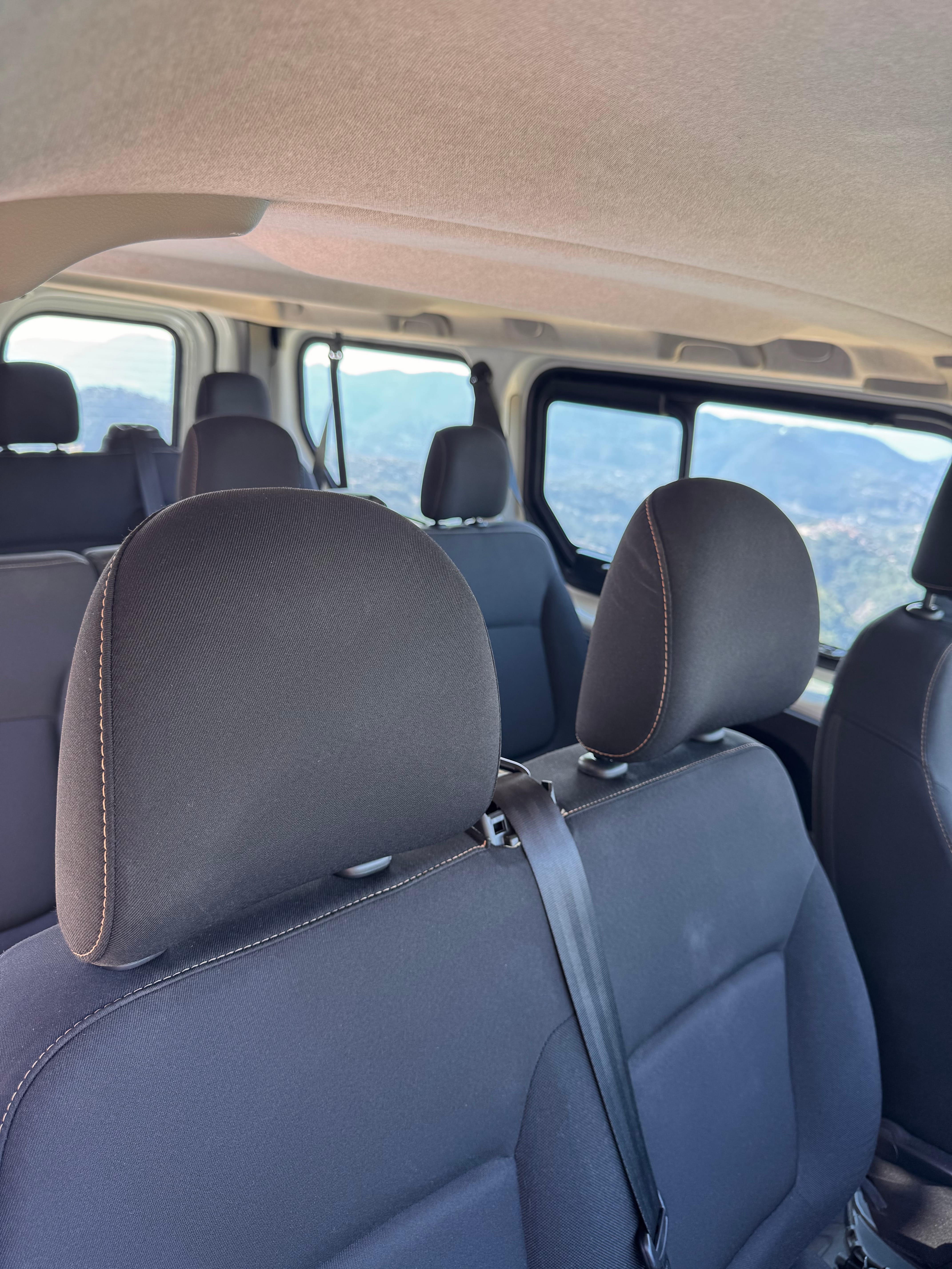 Renault Trafic Passenger con Radio 