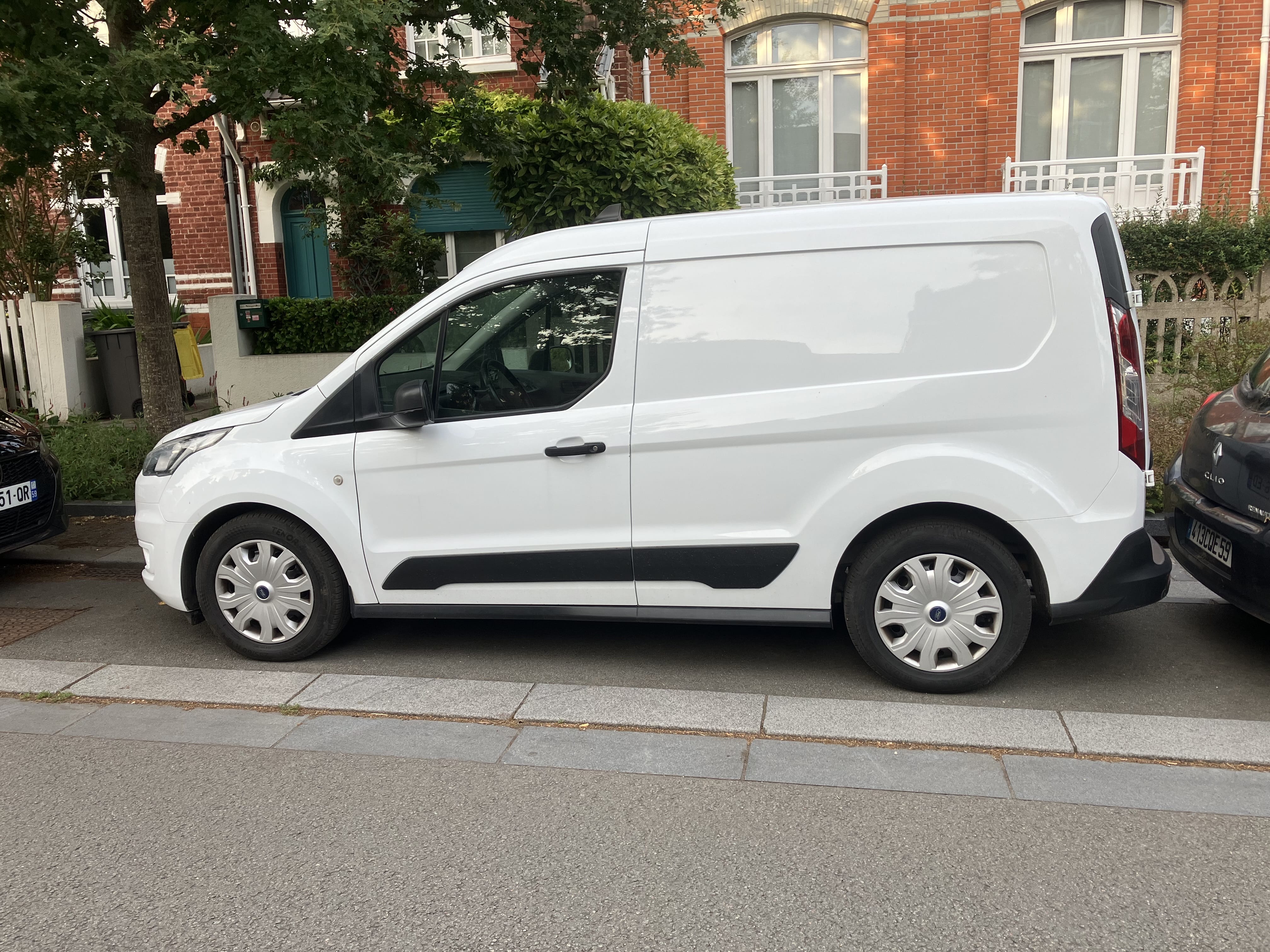 Ford Transit Connect Flexifuel avec Climatisation