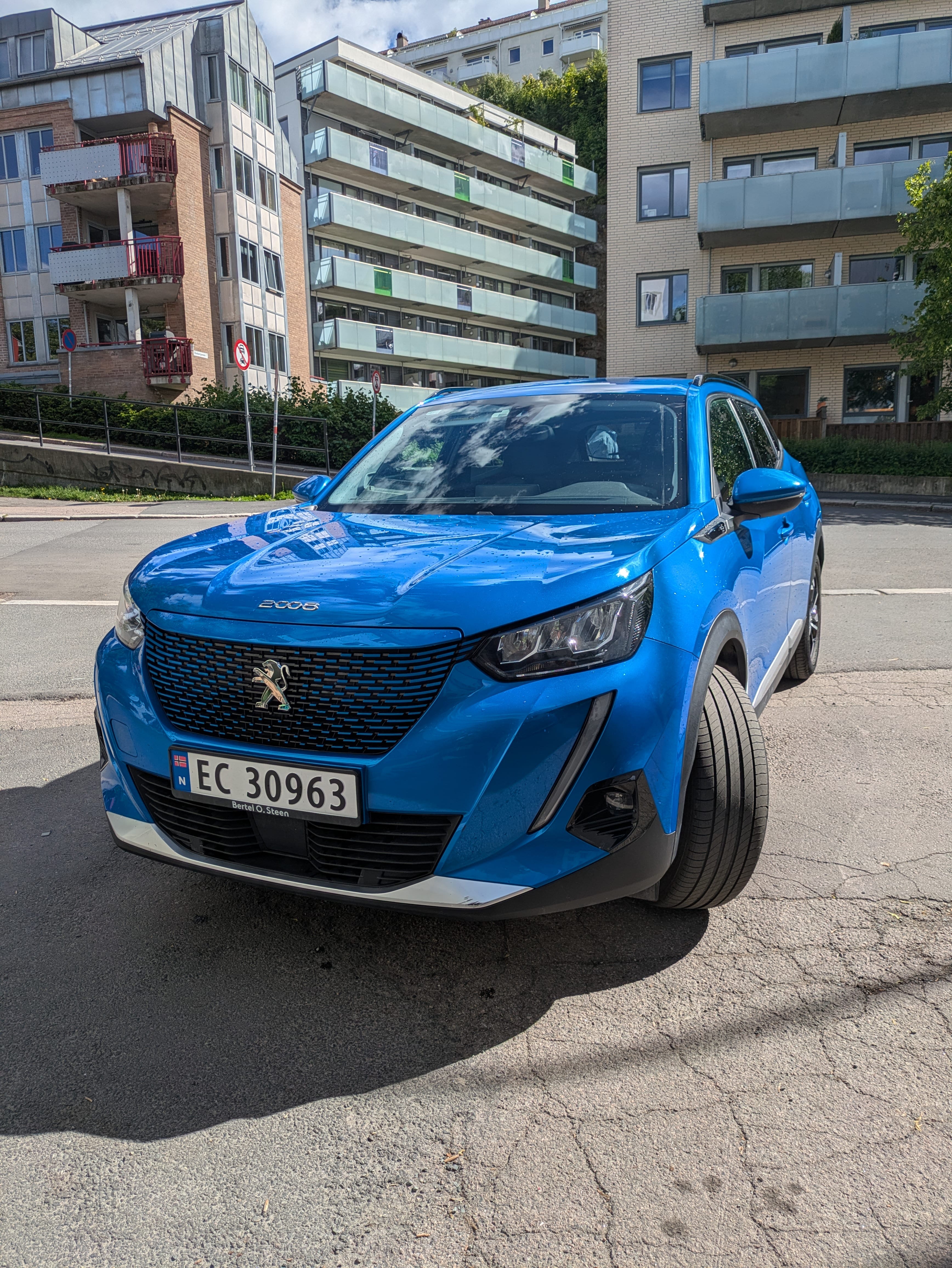 Peugeot e-2008, 2021, Elektro, Automatik