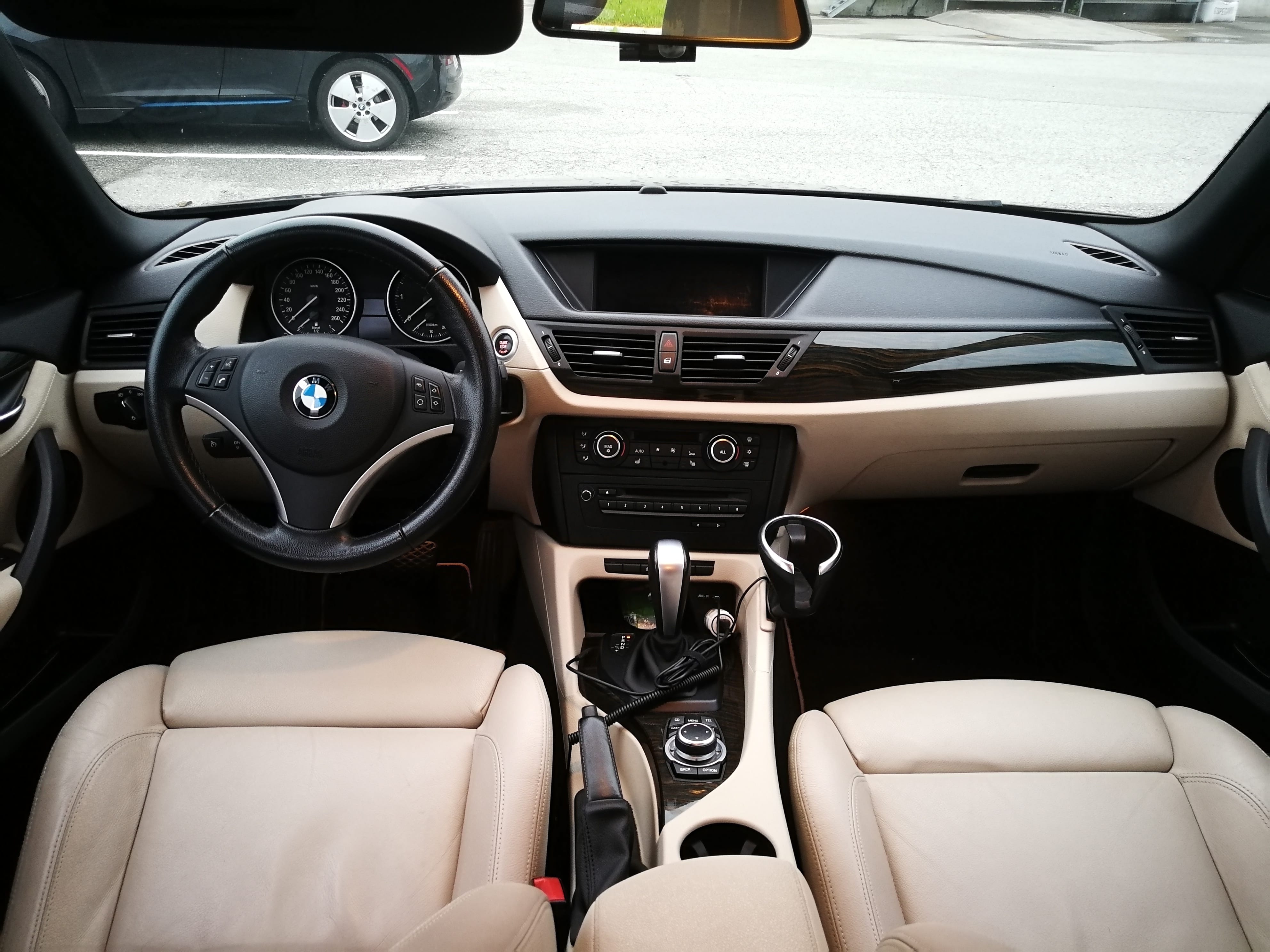 BMW X1 med Cruisekontroll