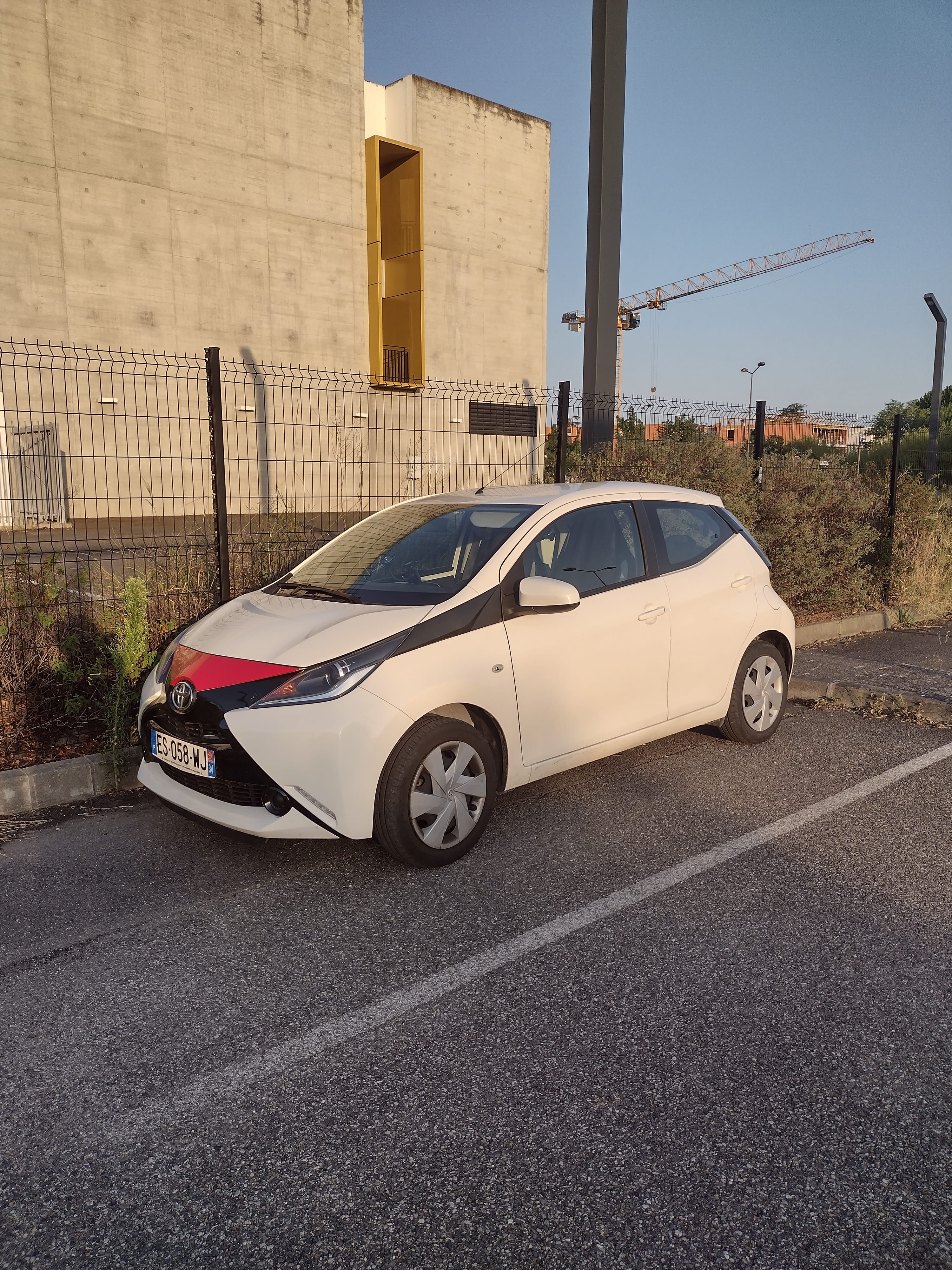 Toyota Aygo, 2017, Essence 98