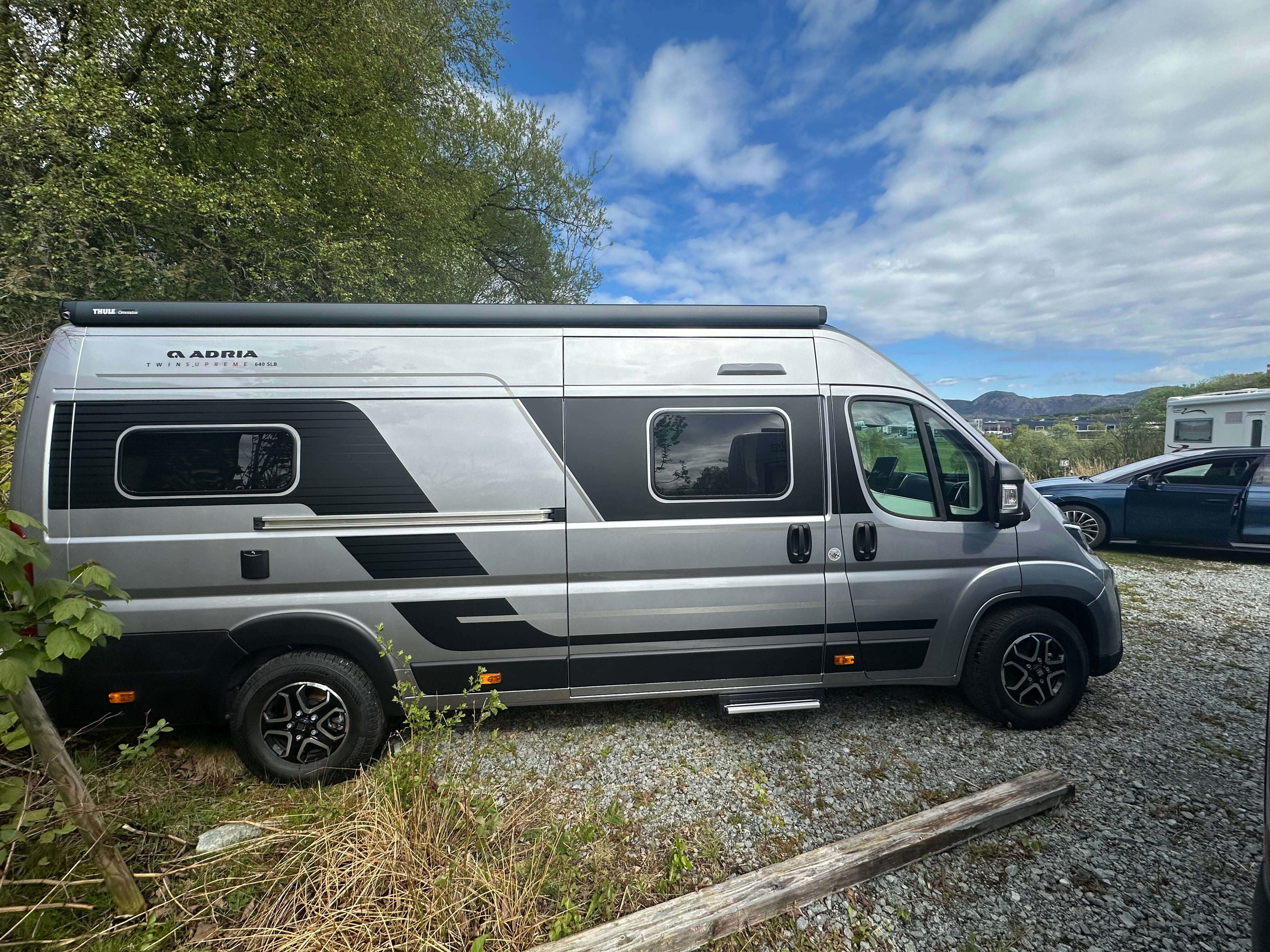 Adria Twin 640 SLB with Air conditioning