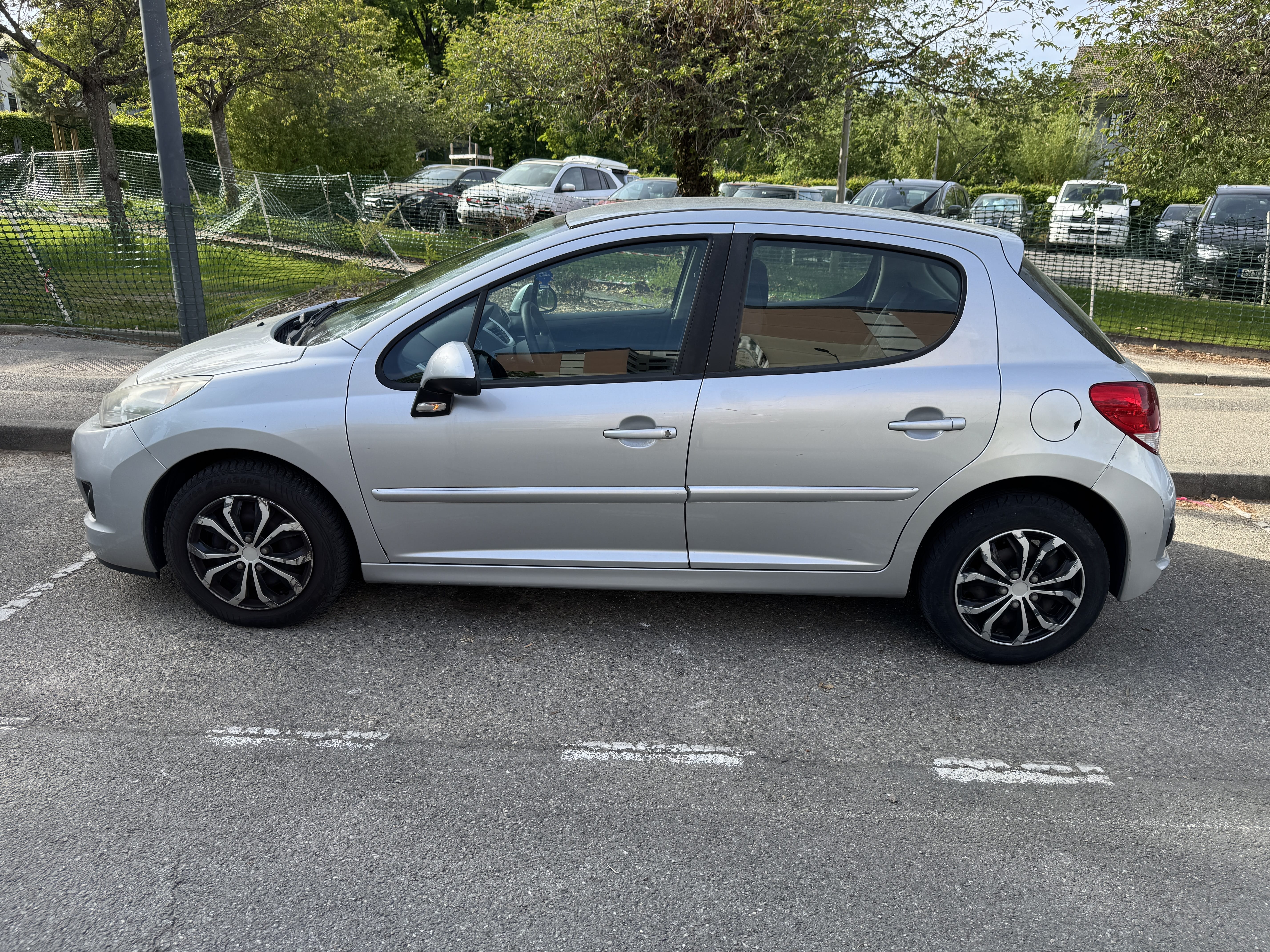 Peugeot 207 avec Climatisation