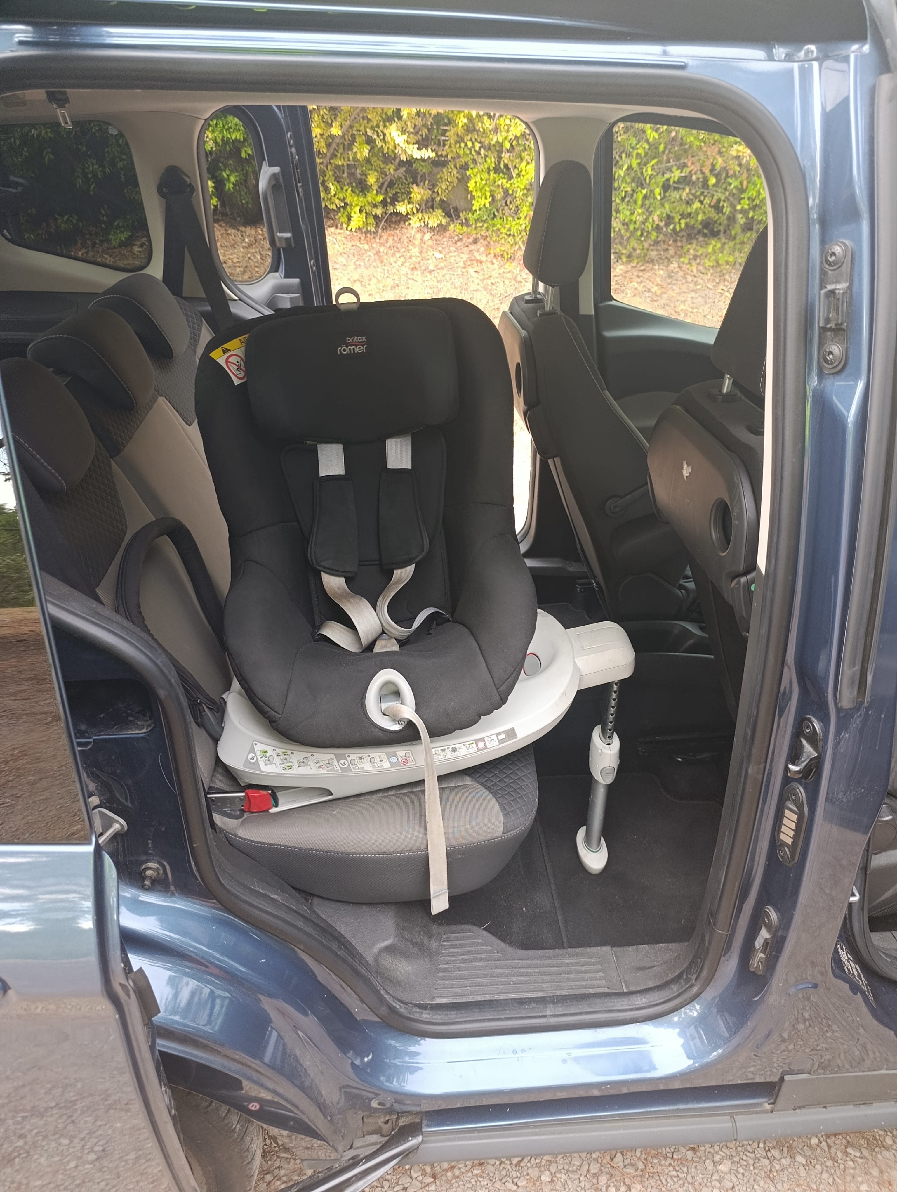 Ford Tourneo Courier avec Audio Bluetooth