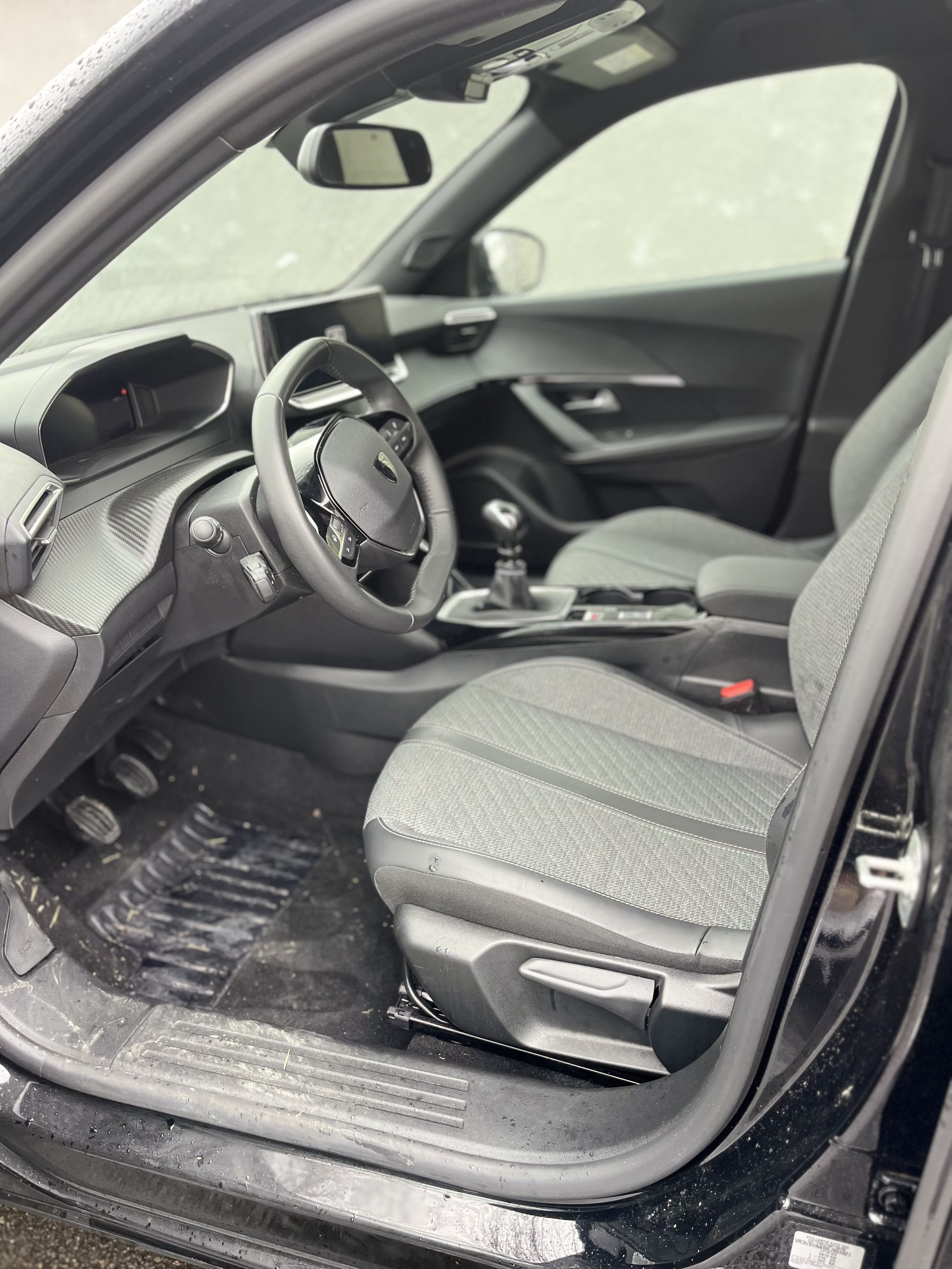 Peugeot 2008 avec GPS