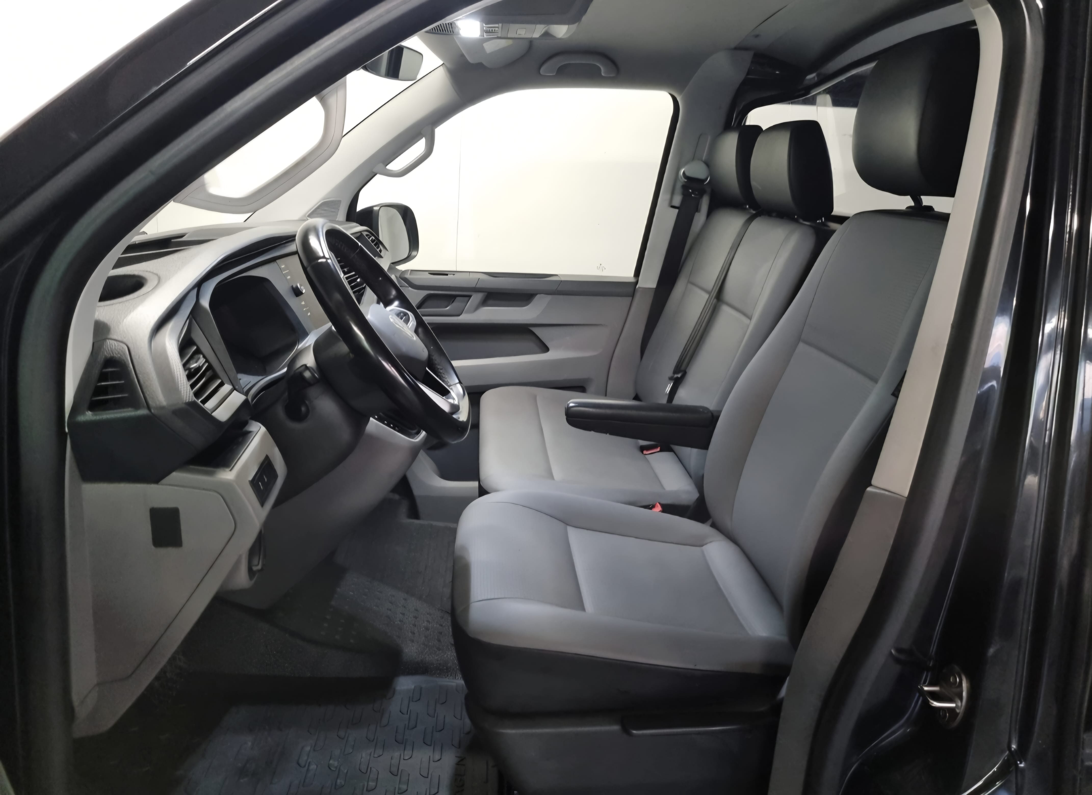 Volkswagen Transporter 2.0 TDI med GPS