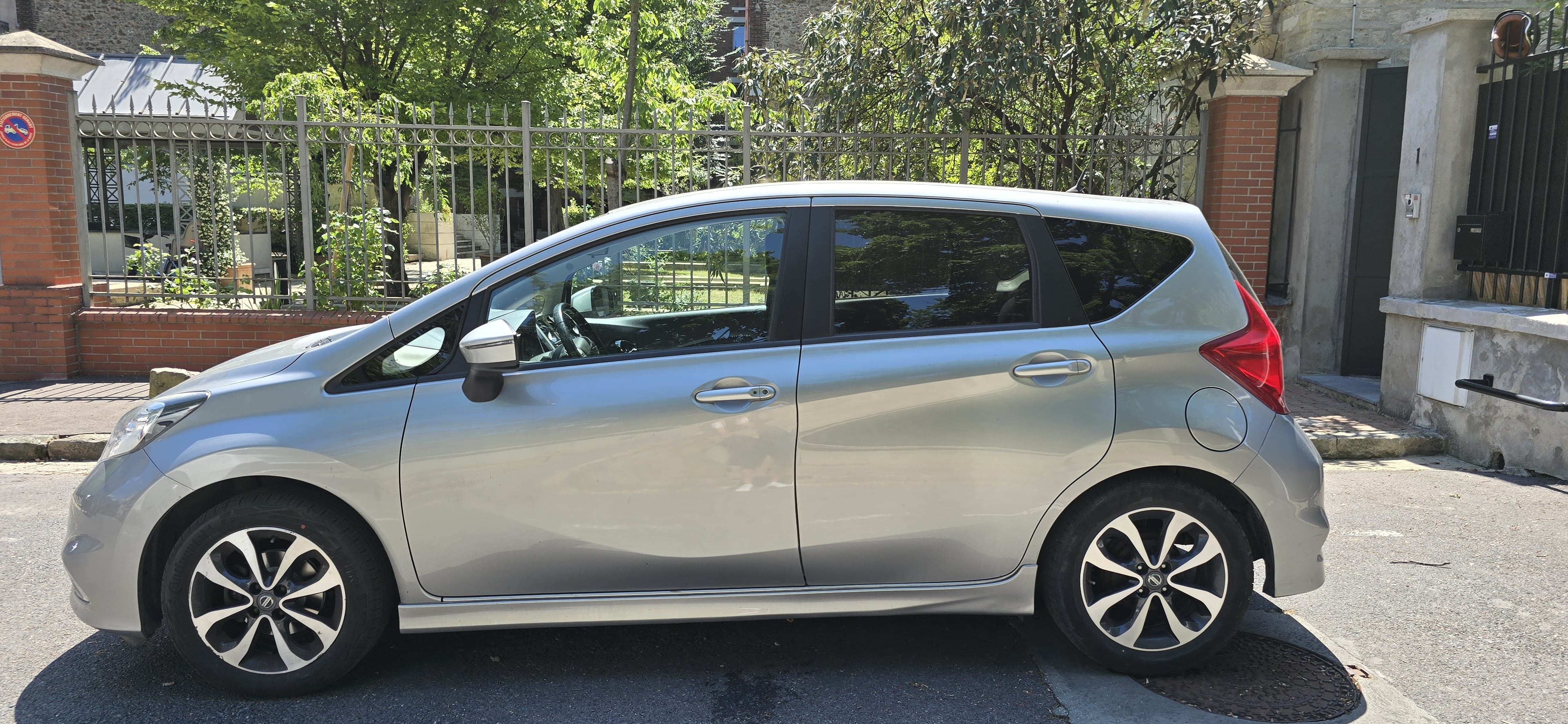 Nissan Note avec Climatisation
