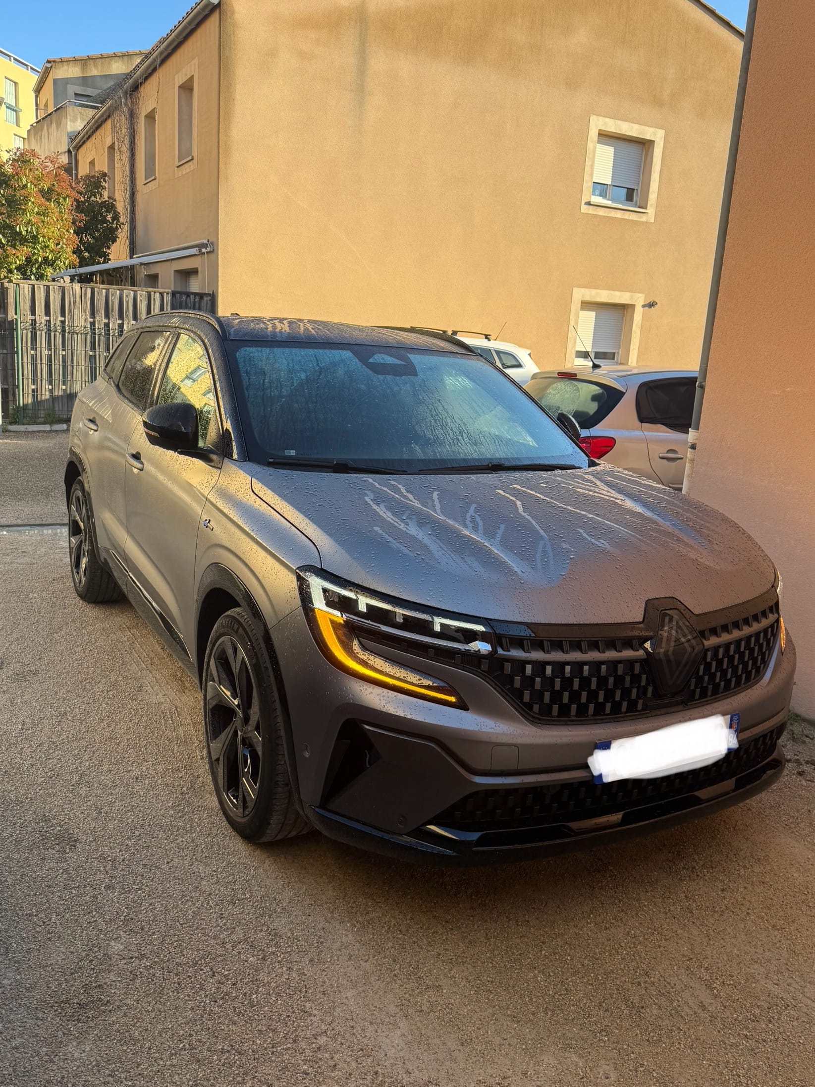 Renault Austral E-Tech full hybrid, 2023, Essence 95 / Électrique (hybride), automatique