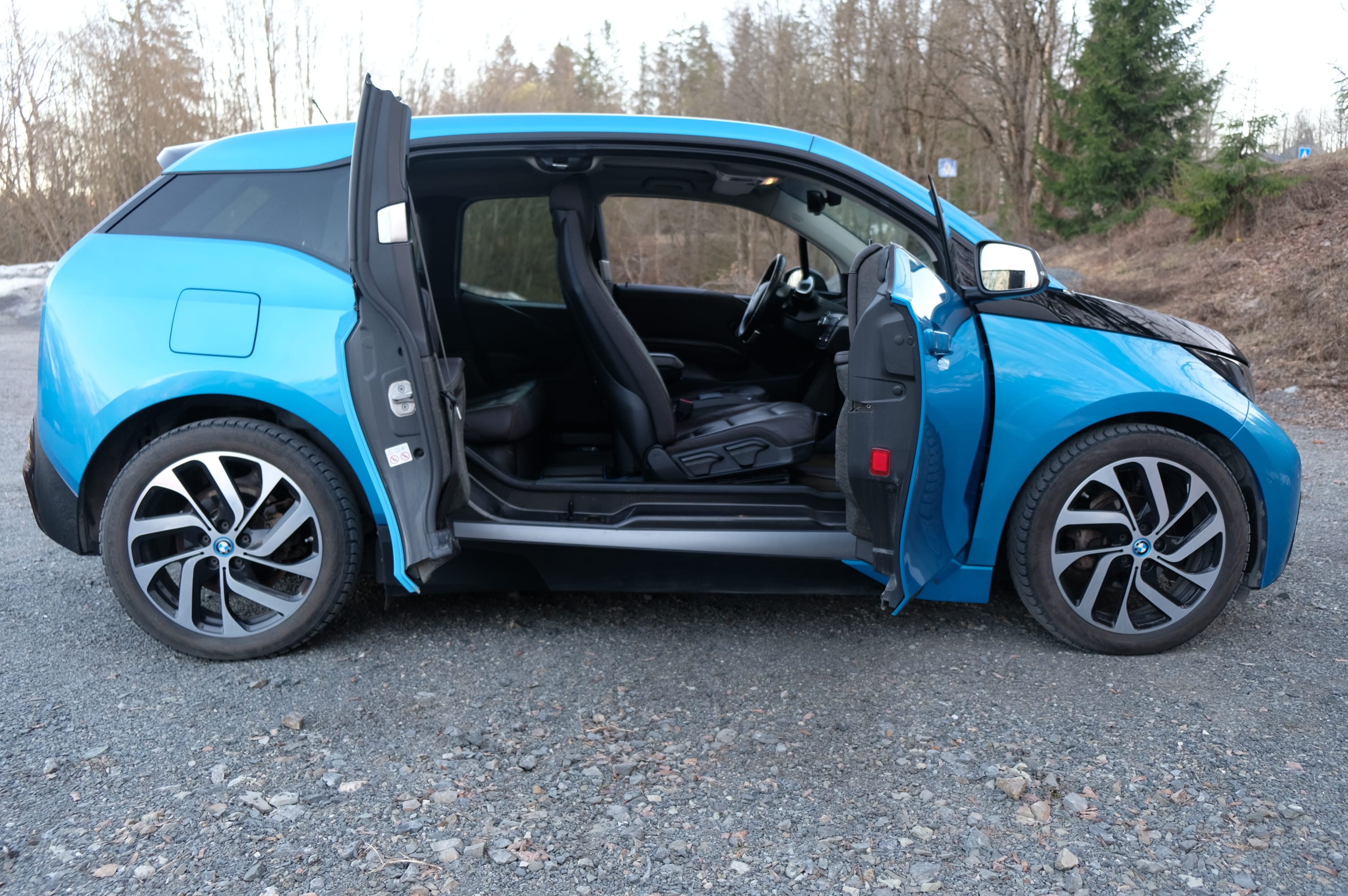 BMW i3 med Lydinngang