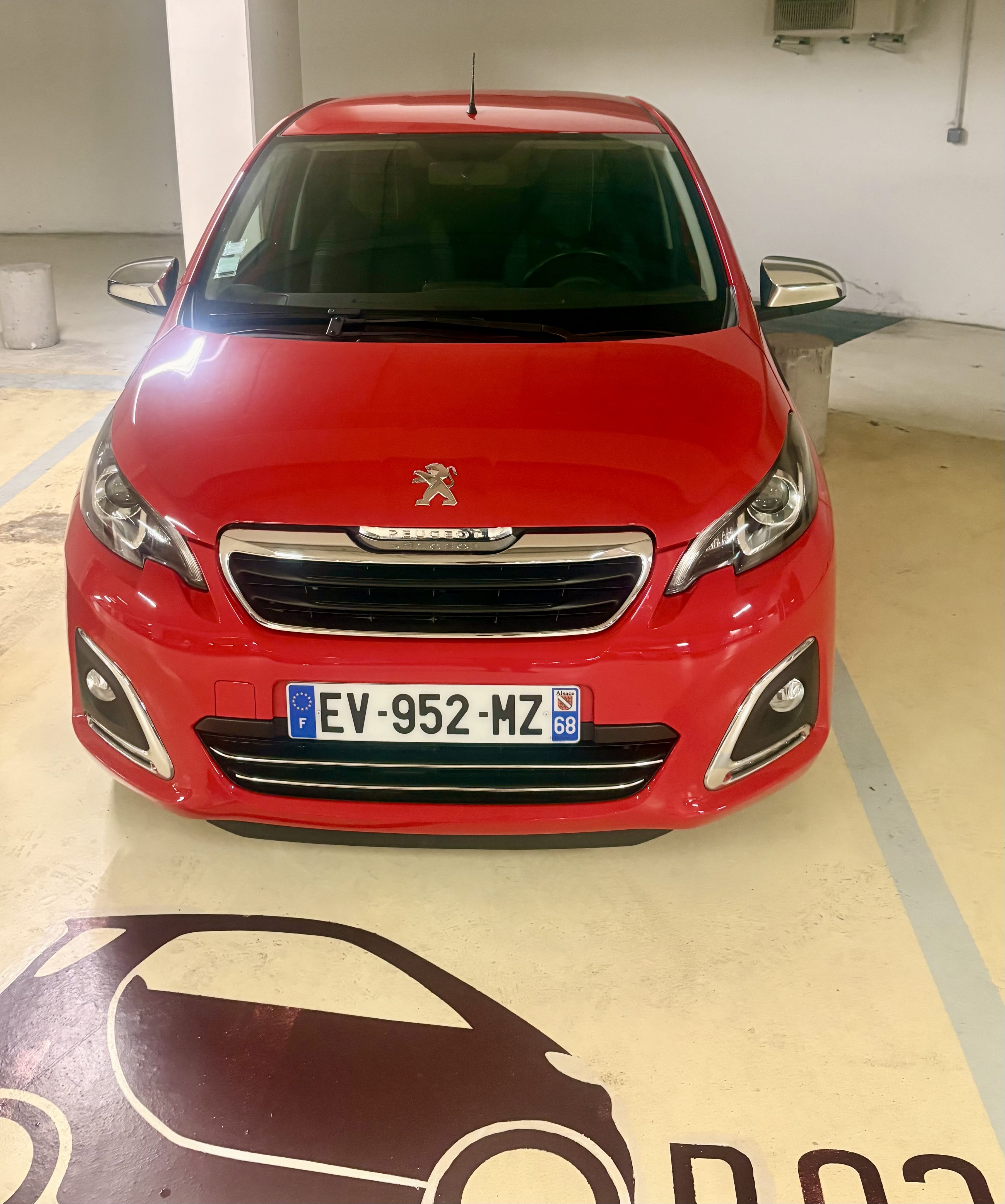 Peugeot 108 - Vignette Suisse