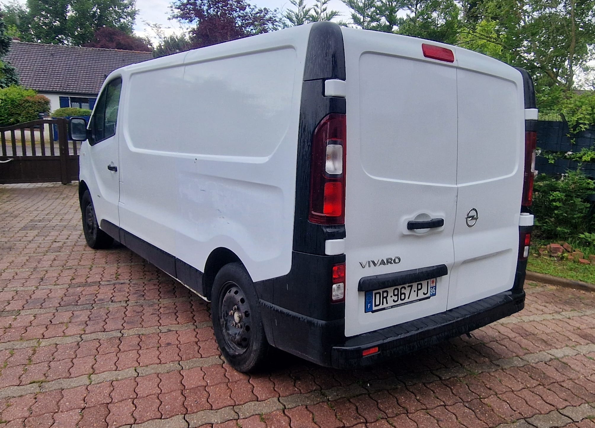 Opel Vivaro Fourgon Dr967 avec Climatisation