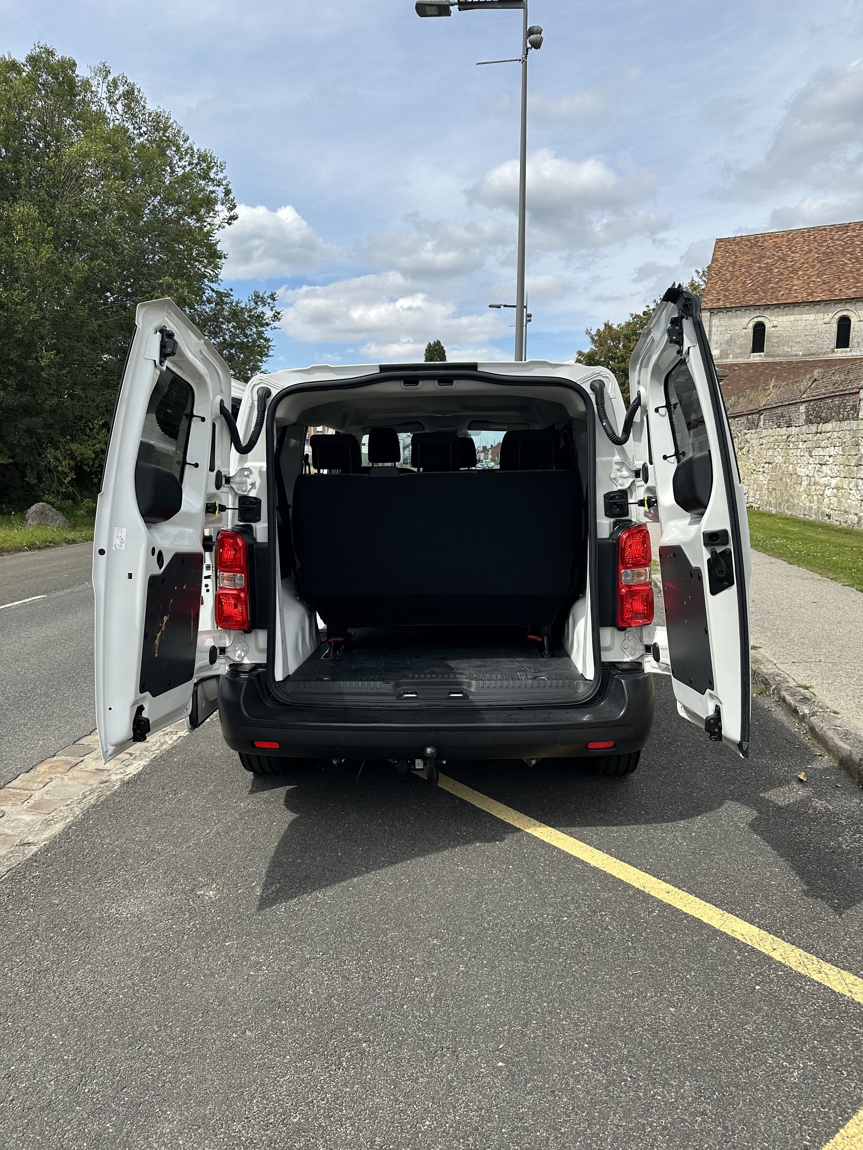 Citroen Jumpy Multispace 1.6 BlueHDi Combi moyen 115 cv avec Audio Bluetooth