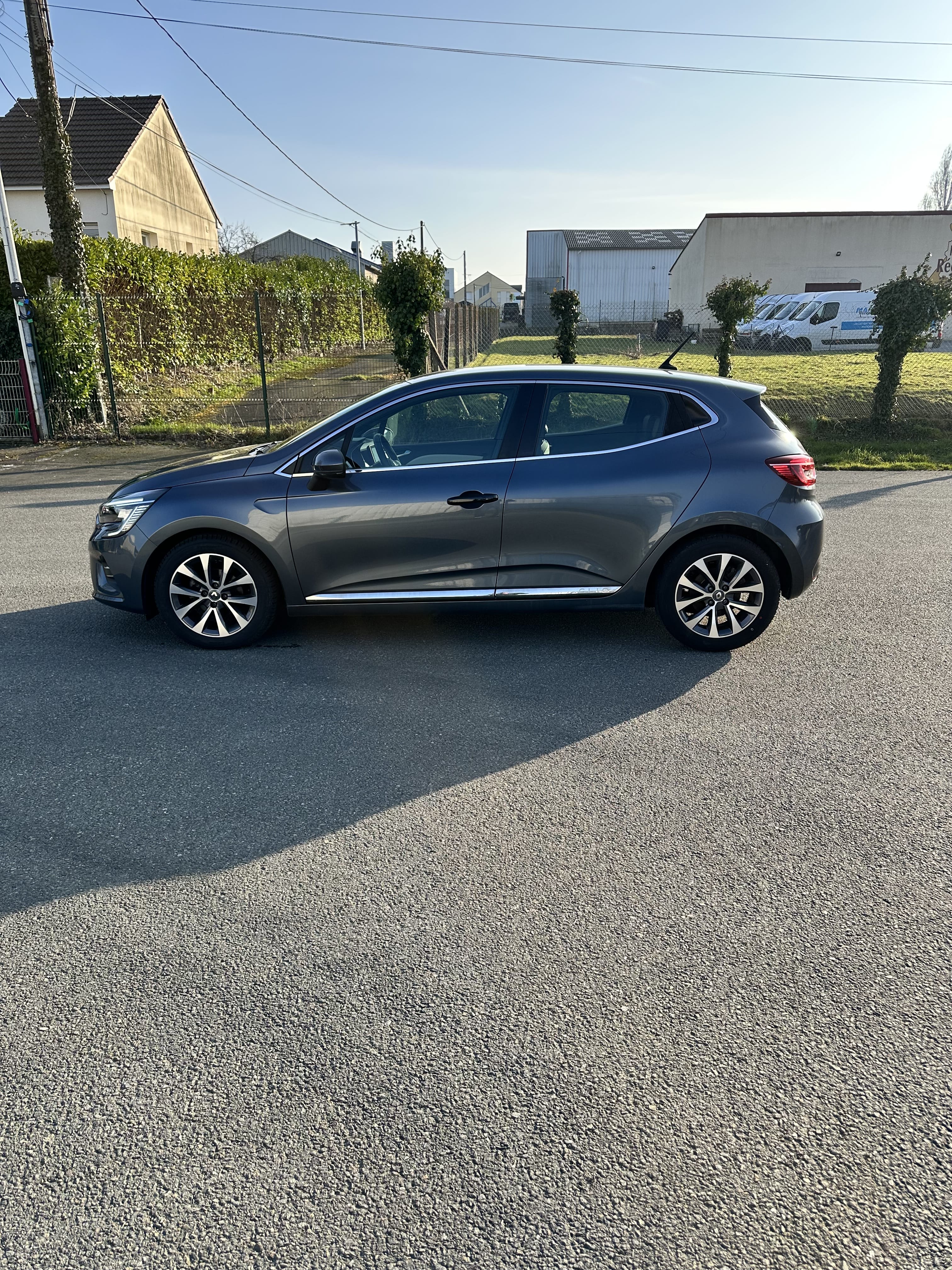 Renault Clio avec Climatisation