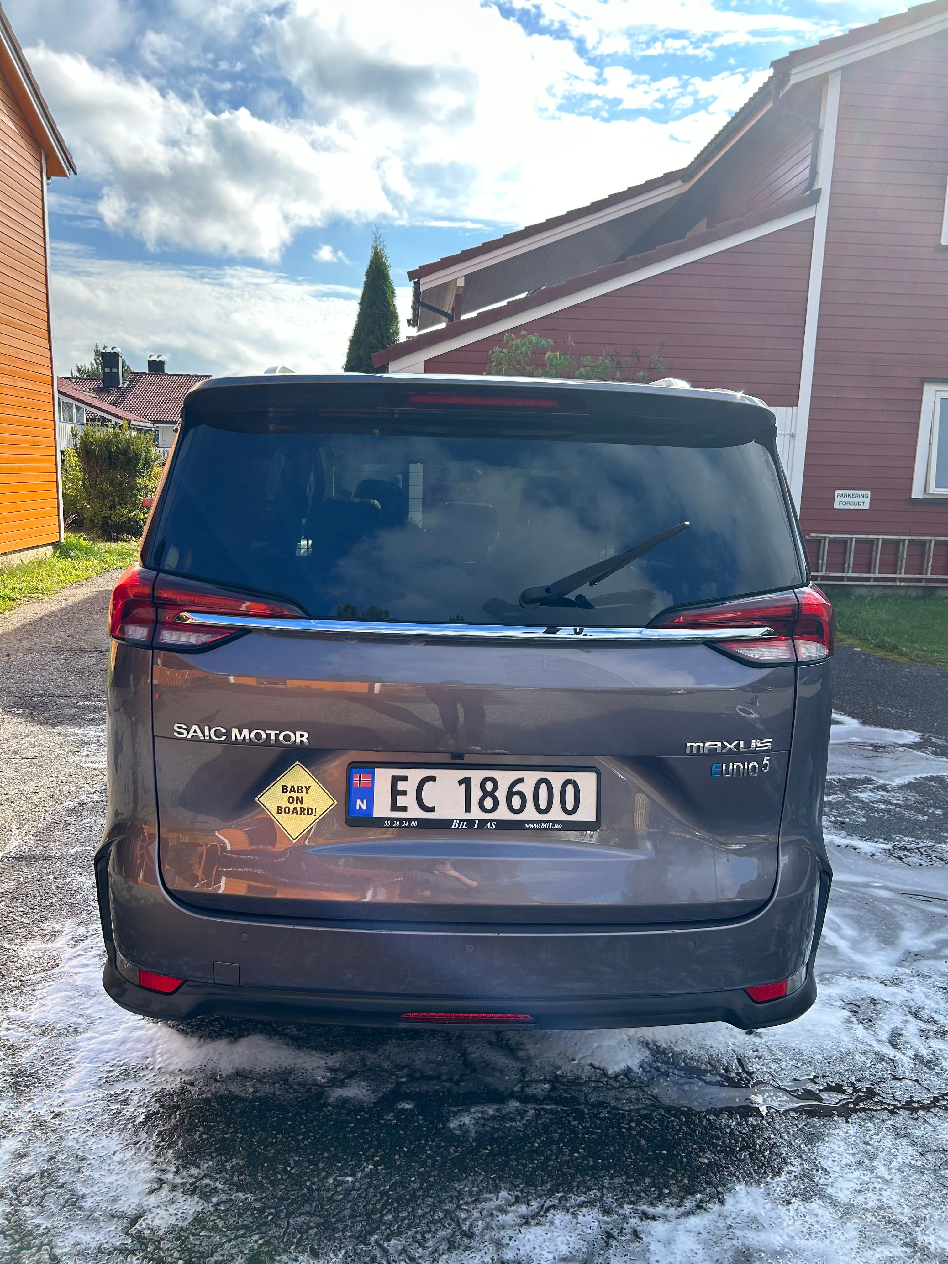 Maxus Euniq med Cruisekontroll