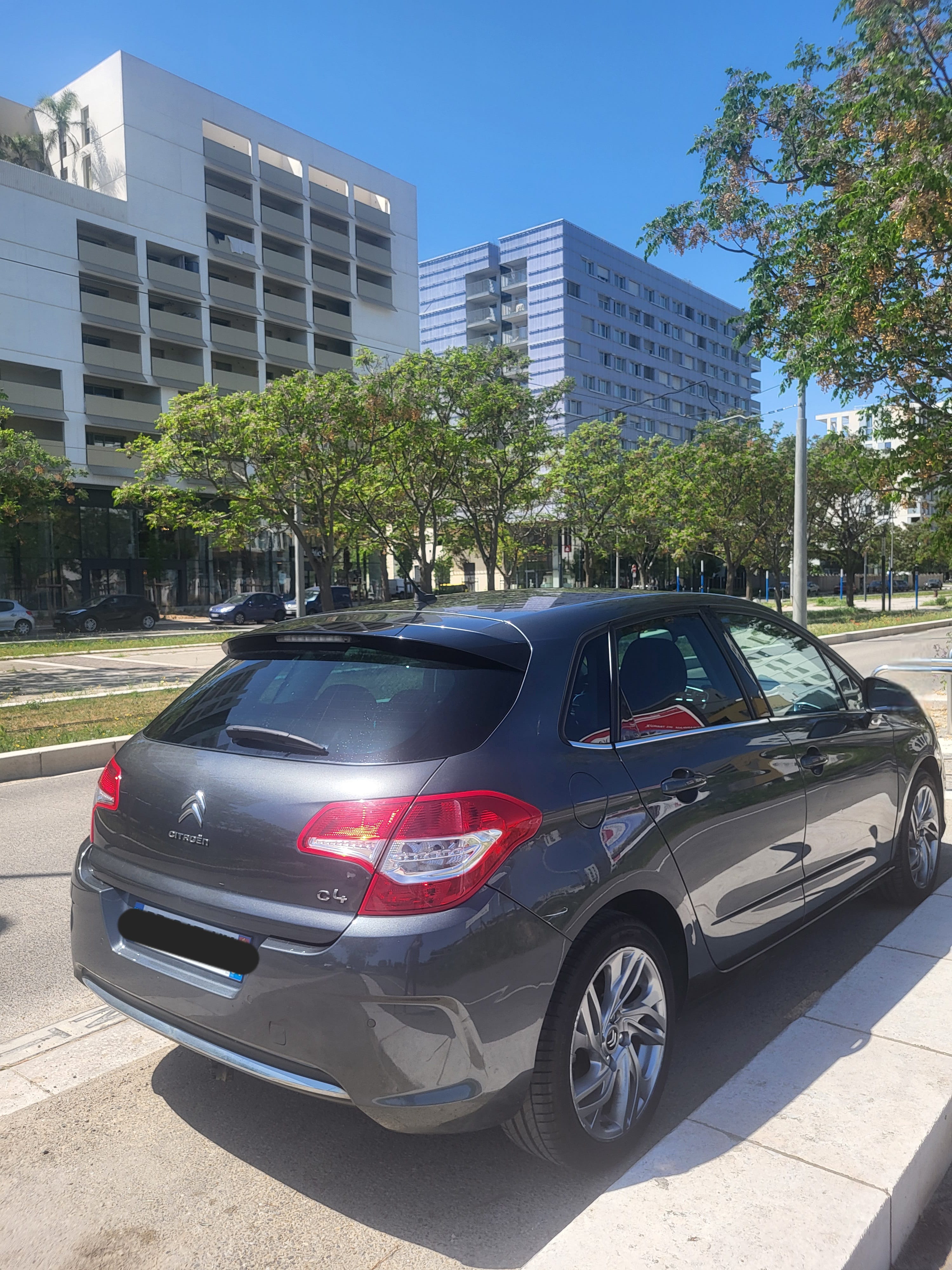 Citroen C4 with Cruise control