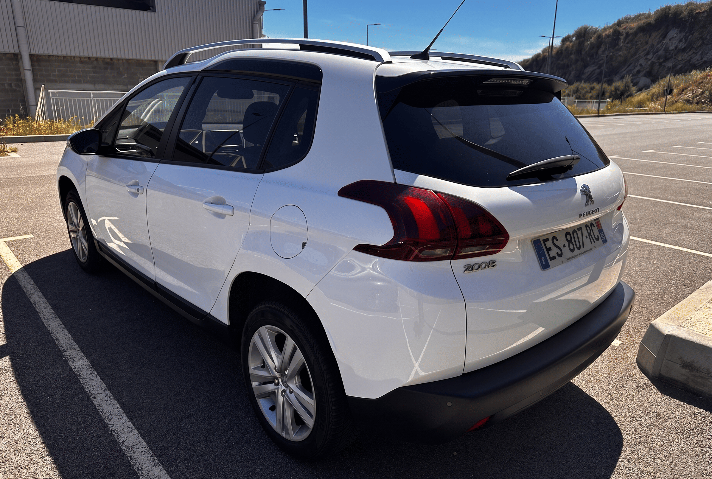 Peugeot 2008 avec Siège bébé