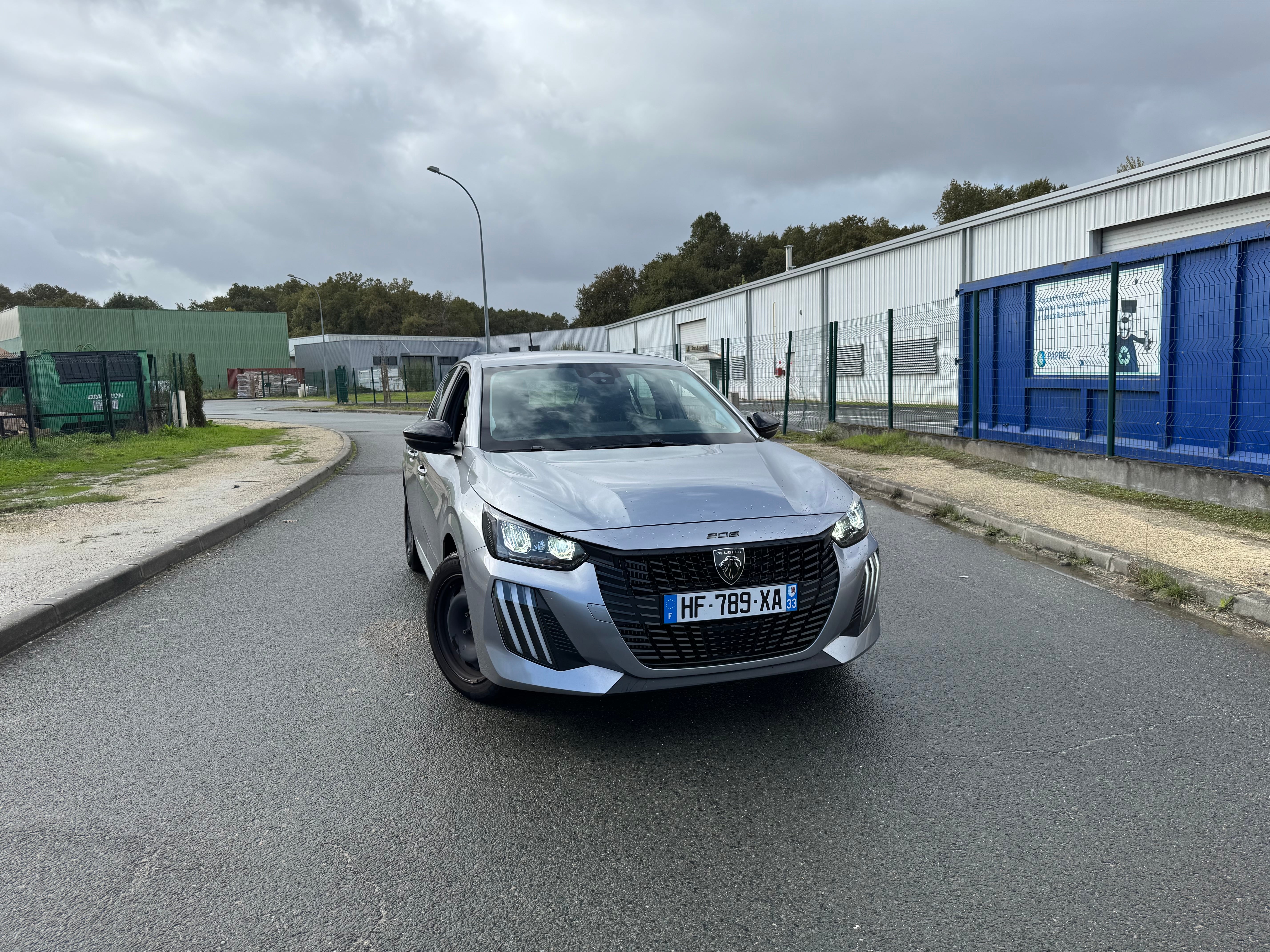 Peugeot 208, 2025, Essence 95